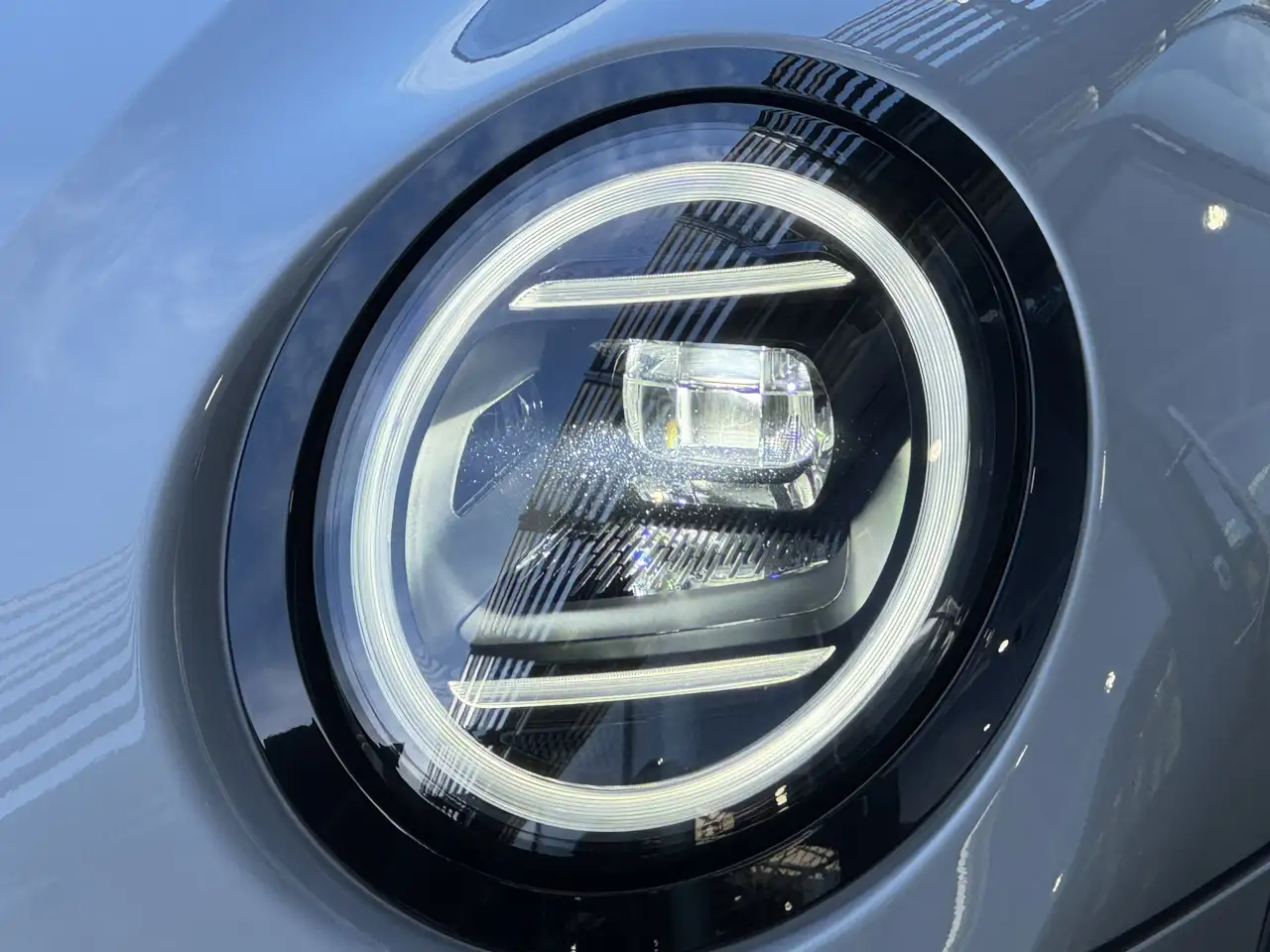 MINI Cooper C Classic Trim PANO HuD DA PA LenkradHzg 10