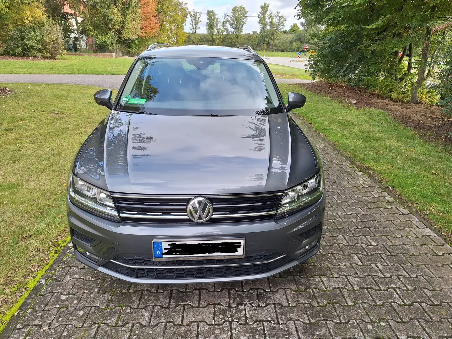 Volkswagen Tiguan Tiguan 2.0 TDI SCR Highline Grau - 1