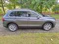 Volkswagen Tiguan Tiguan 2.0 TDI SCR  Highline Grau - thumbnail 3
