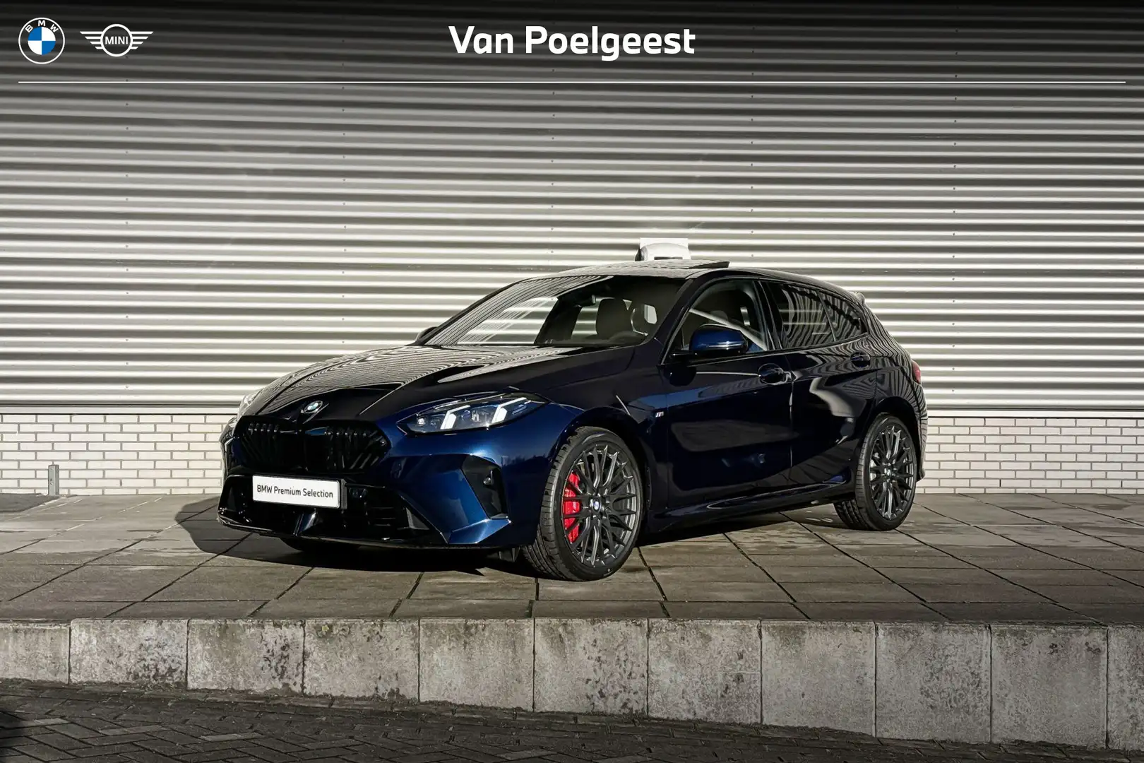 BMW 120 1 Serie M Sportpakket Pro / Innovation Pack / Pano Blauw - 1