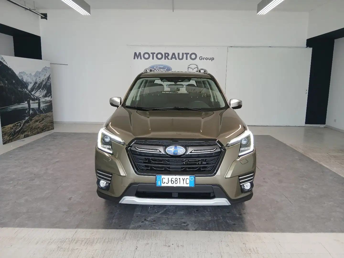 Subaru Forester 2.0 e-Boxer MHEV CVT Lineartronic Premium Verde - 2
