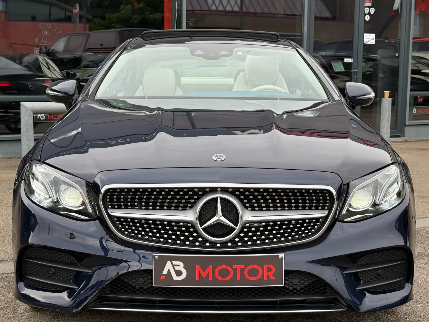 Mercedes-Benz E 220 d Coupe AMG GPS CAMERA HEAD-UP PANO MULTIBEAM LED Bleu - 2