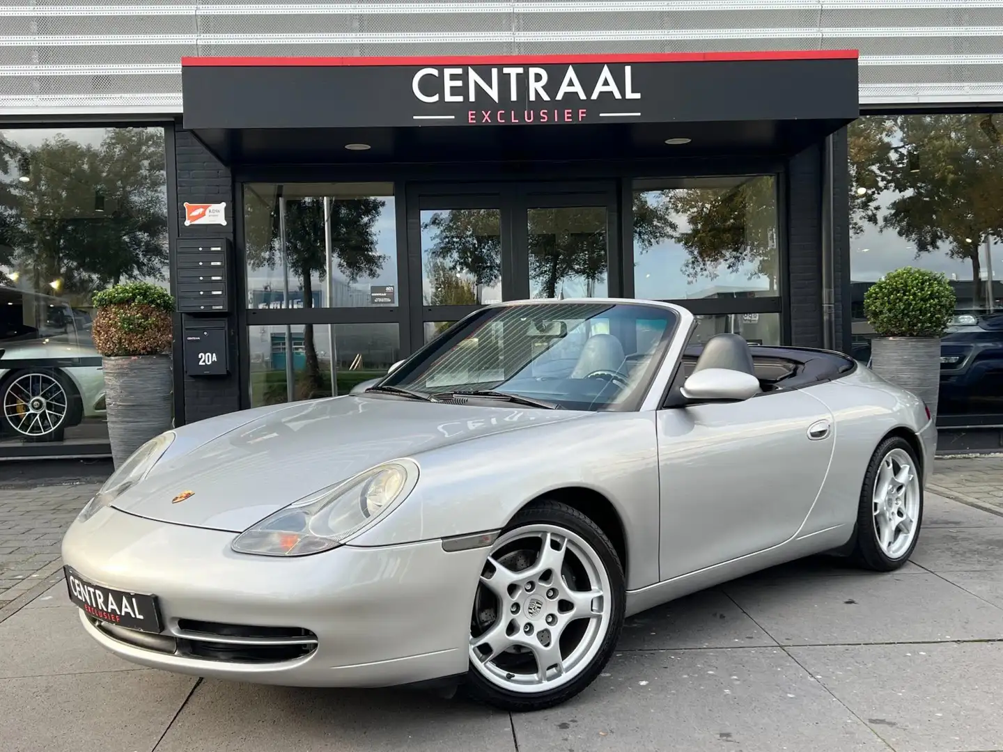 Porsche Sonstige 911 Cabrio 3.4 Carrera |cabriokap nieuw)|lage km stand Grau - 1