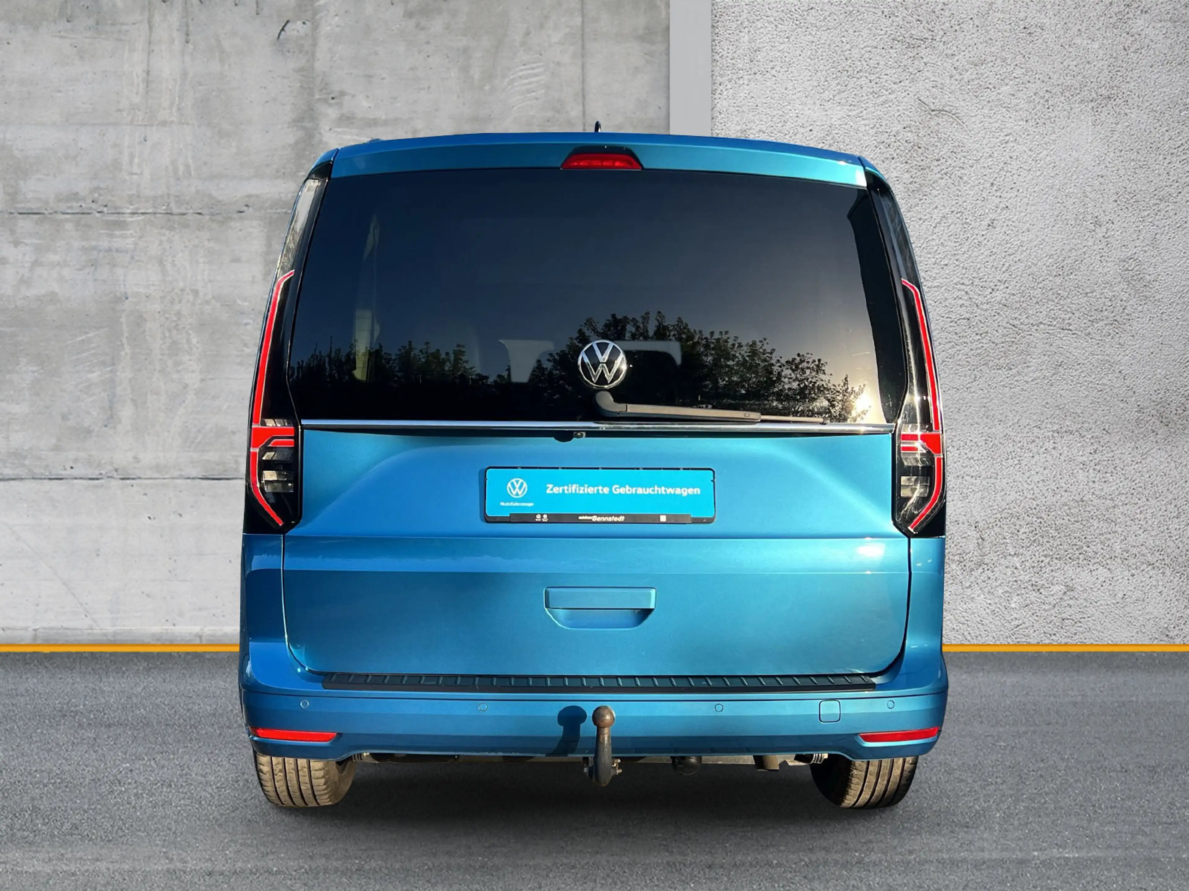 Volkswagen Caddy 2.0 TDI 4Motion Style 7-Si. LED AHK PANO APP — photo 4