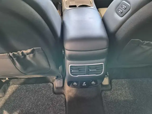 Hyundai Santa Fe view 13