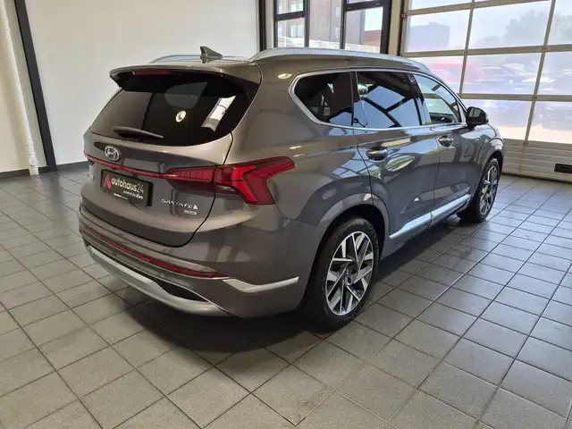 Hyundai Santa Fe view 5