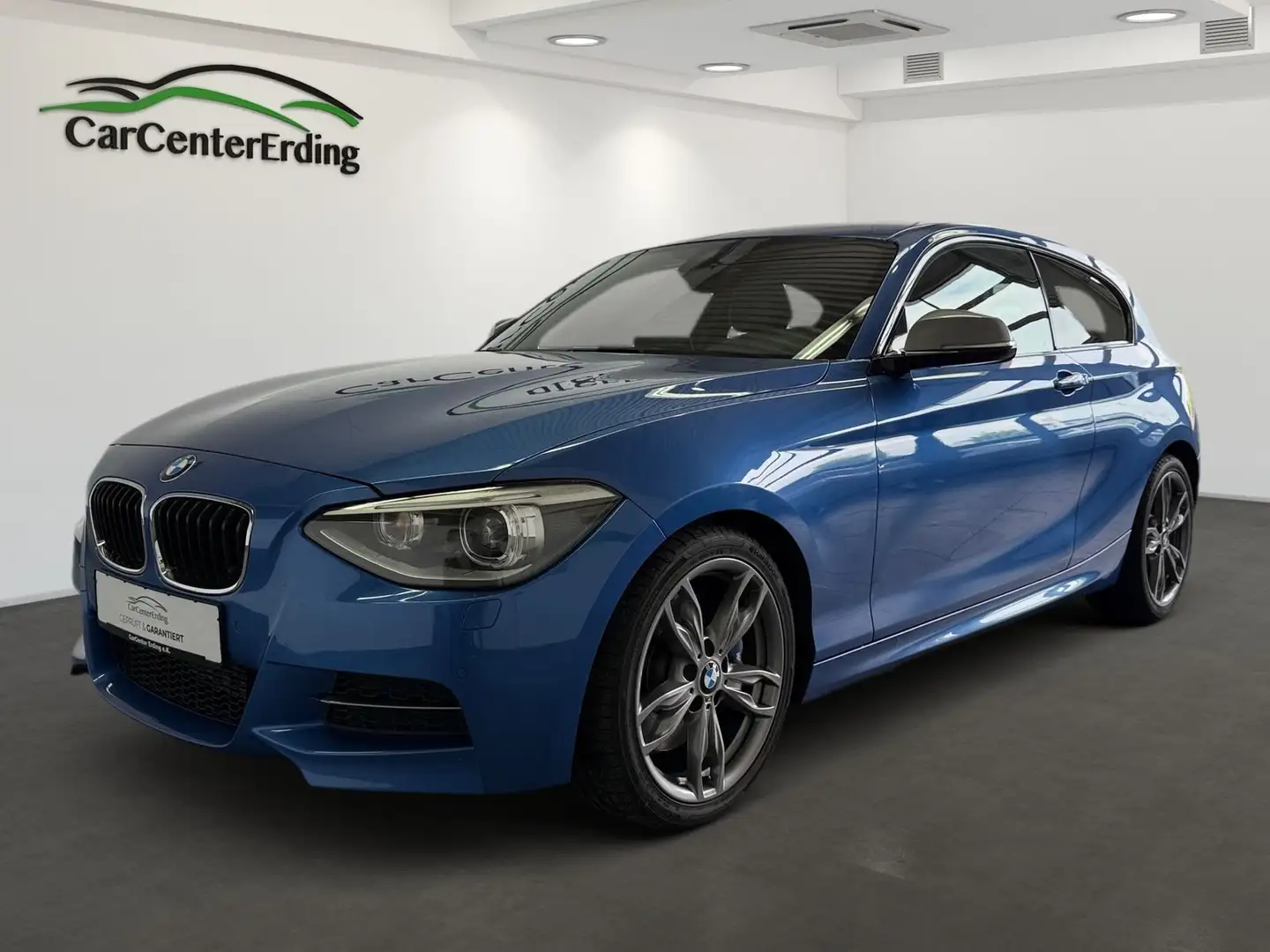 BMW 135 i 3-trg.*Xenon*NaviProf*Kamera*Leder*H&K*DAB Albastru - 1