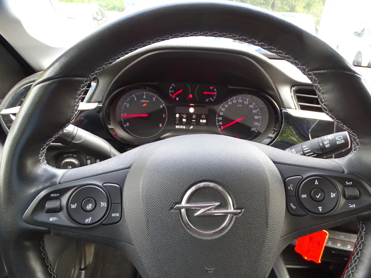 Opel Corsa 1.2 Edition mit Navi, миниатюра 10