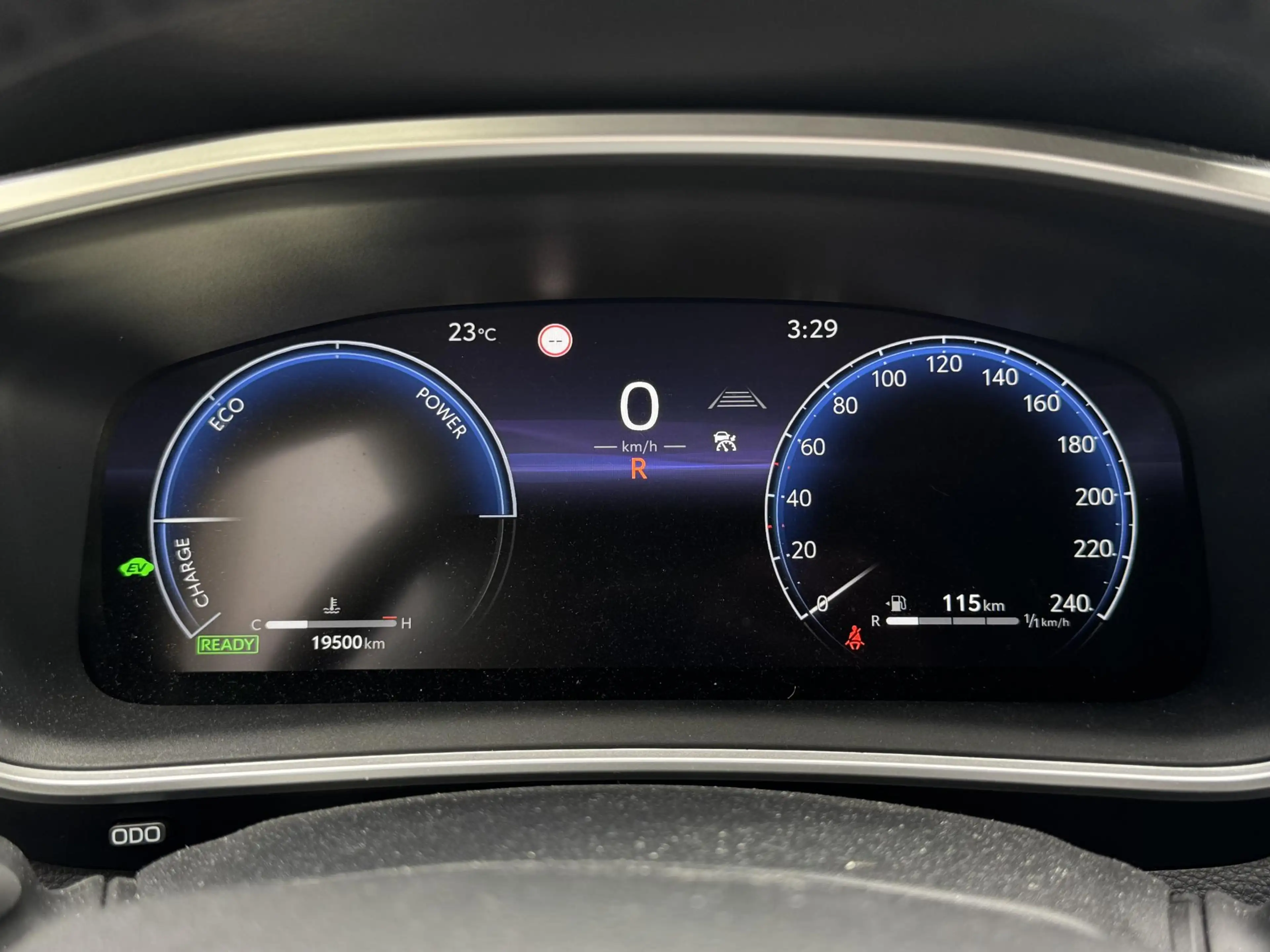 Toyota Corolla Cross Hybrid 140 Style — photo 15