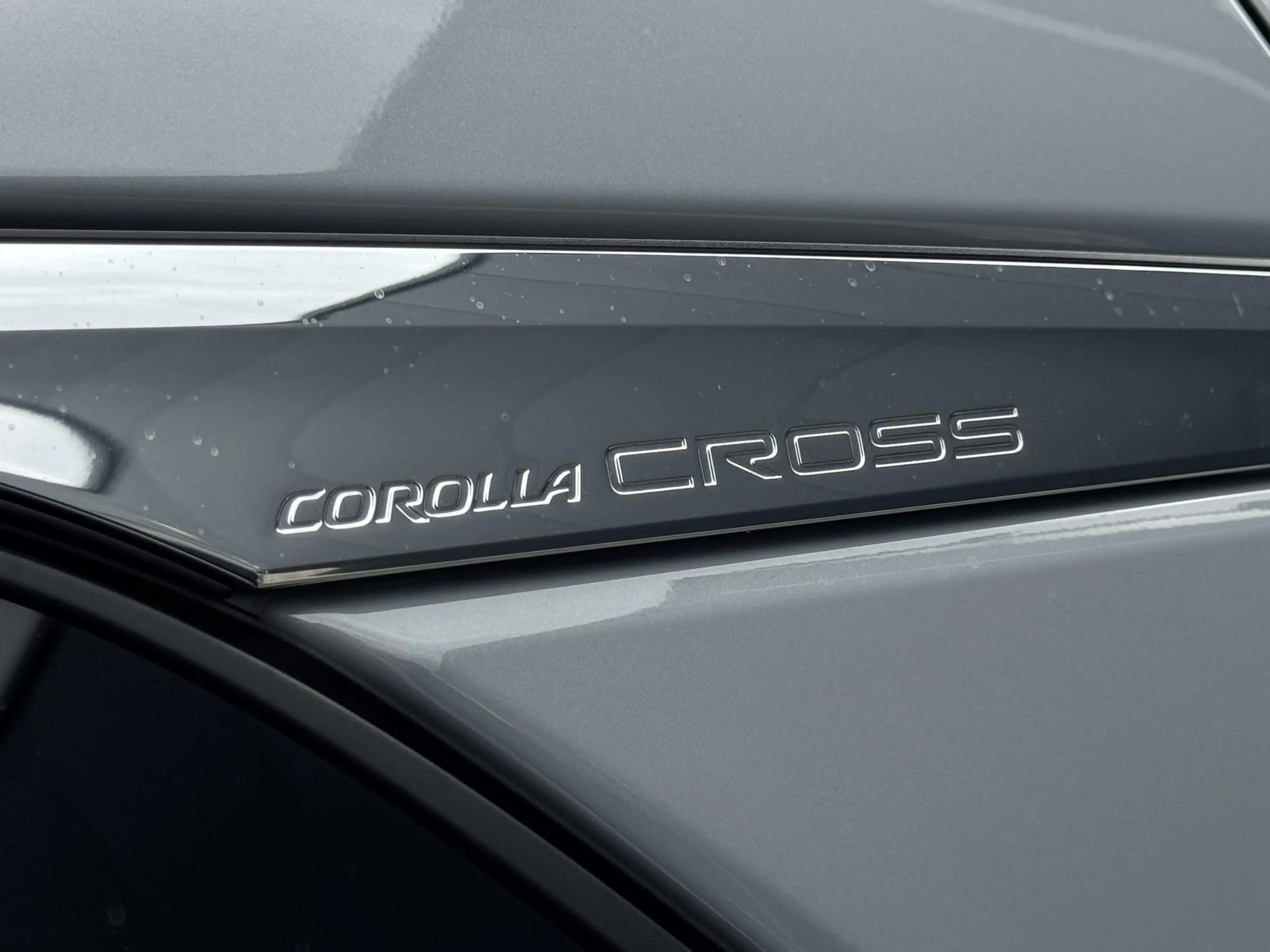 Toyota Corolla Cross Hybrid 140 Style — photo 10