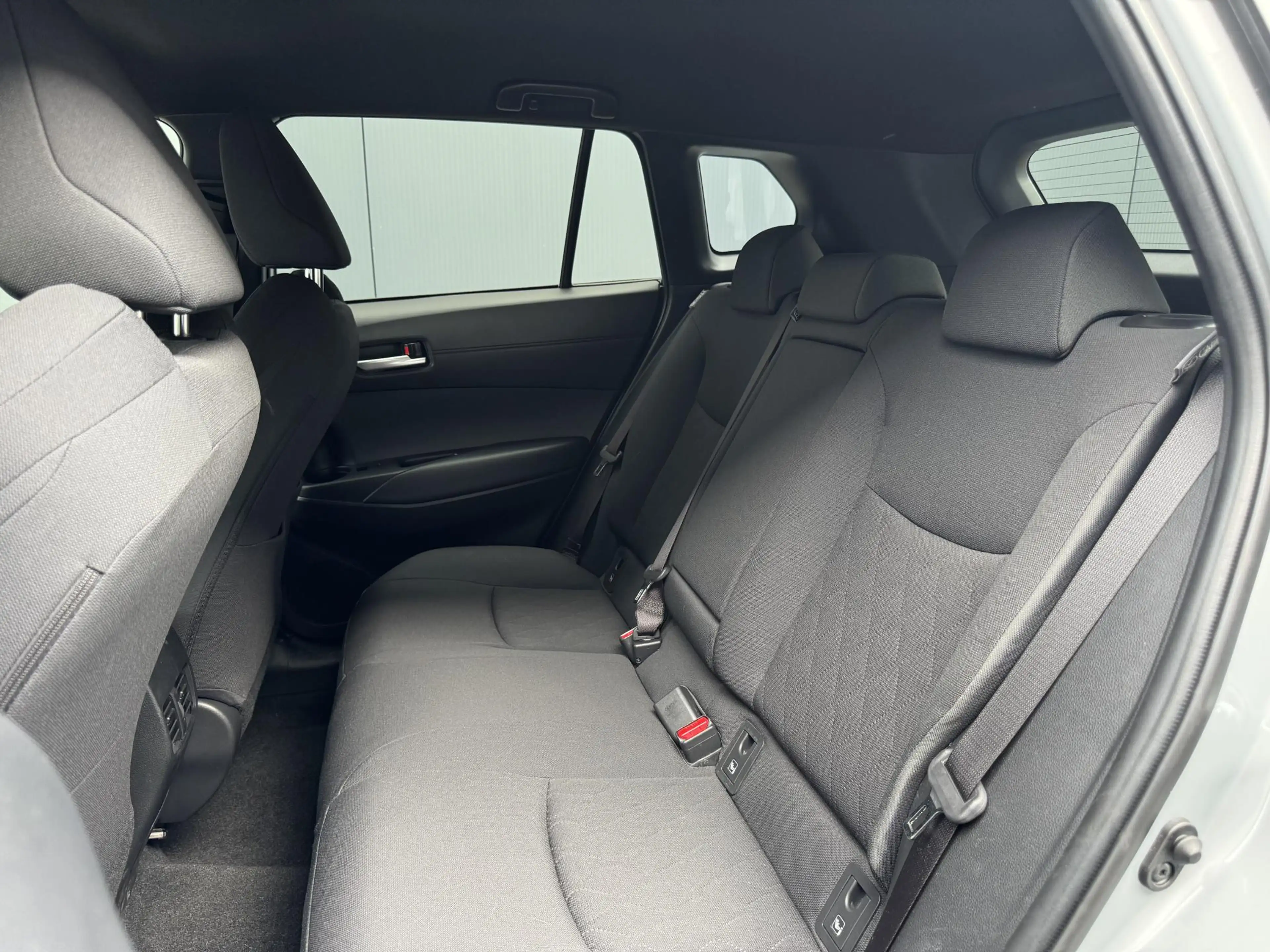 Toyota Corolla Cross Hybrid 140 Style — photo 14