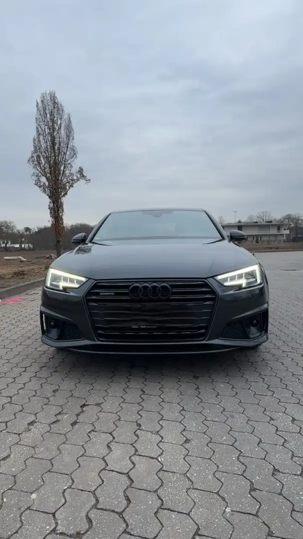 Audi A4 40 TDI quattro sport *VOLLAUSSATUNG* Grau - 1