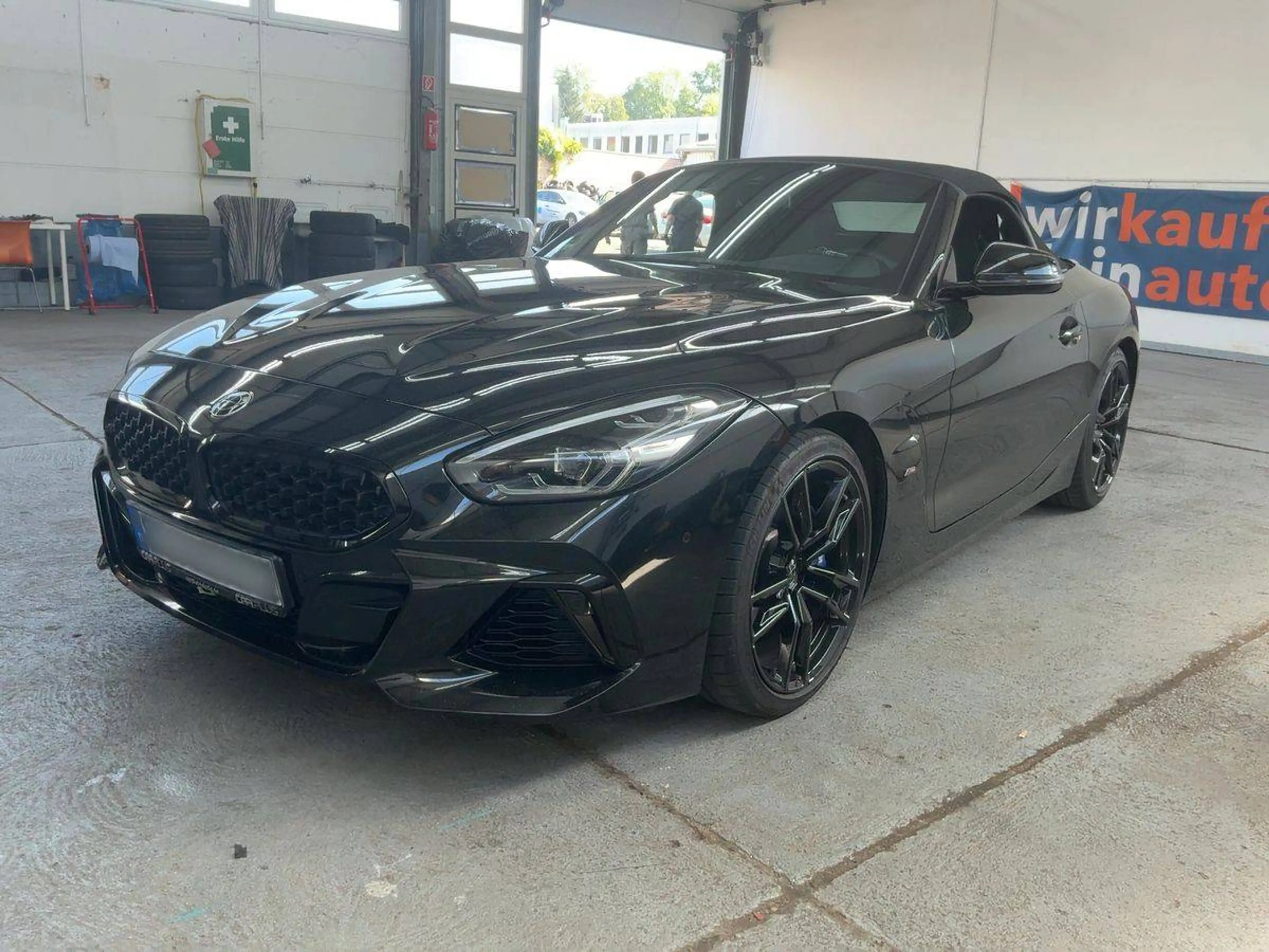 BMW Z4 M M40 i — photo 9