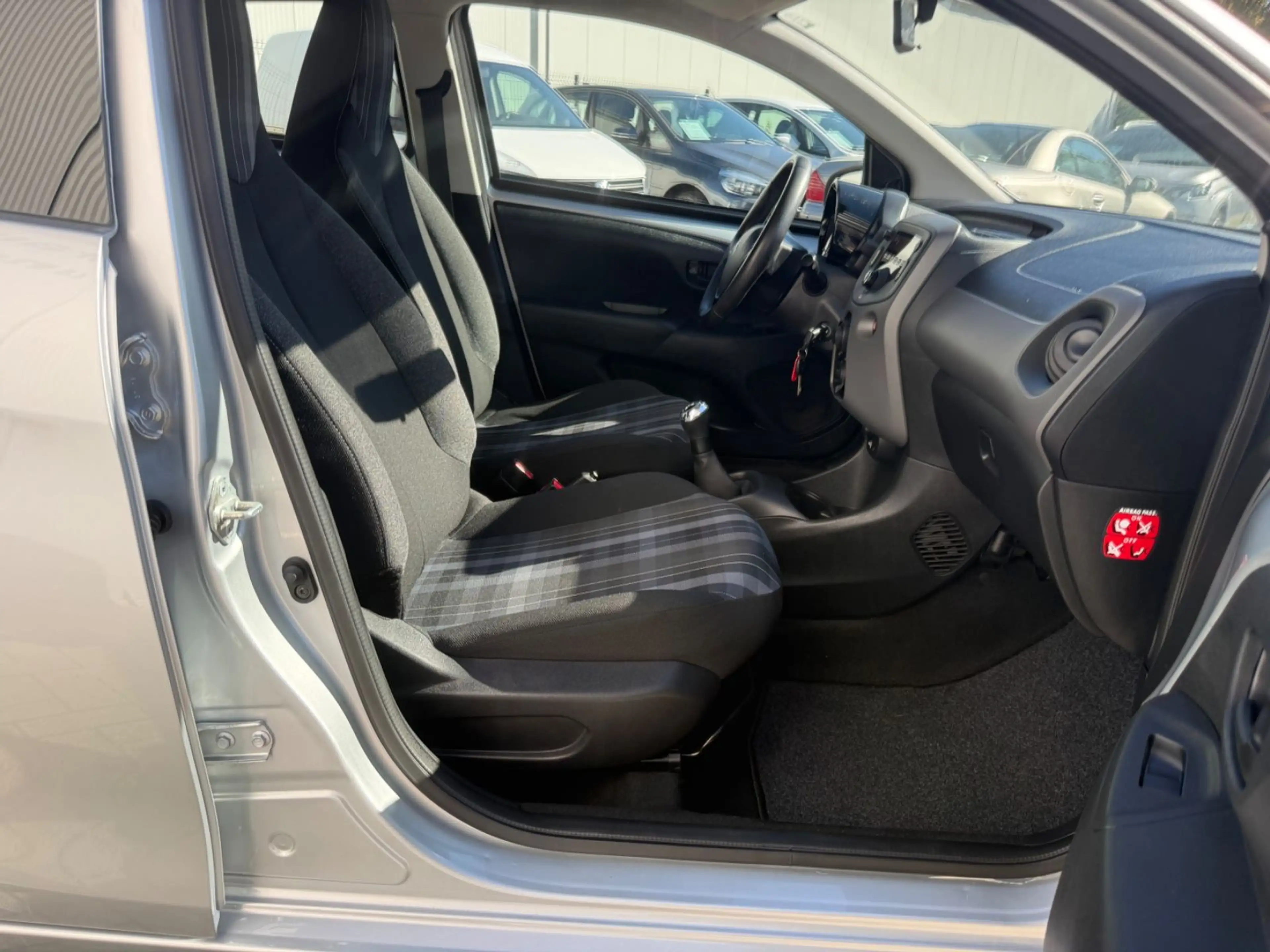 Peugeot 108 Active*KLIMA*2HAND*SERVICE NEU*GJREIFEN — photo 15