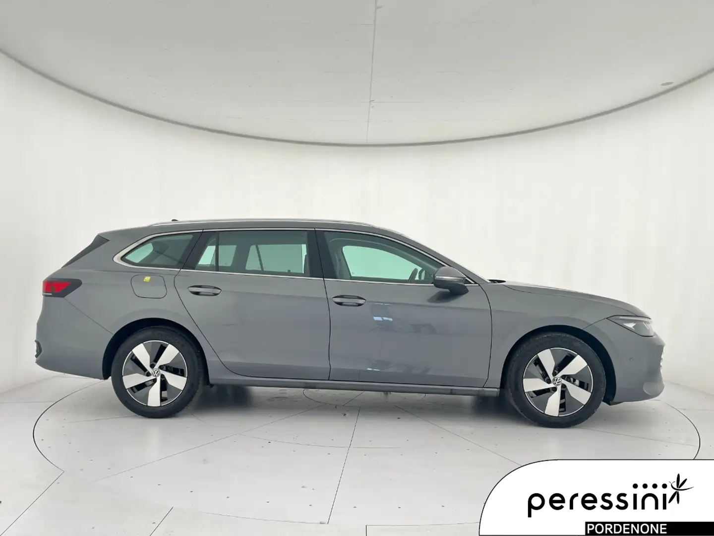 Volkswagen Passat IX - Passat 2.0 tdi scr Business 150cv dsg Grau - 2