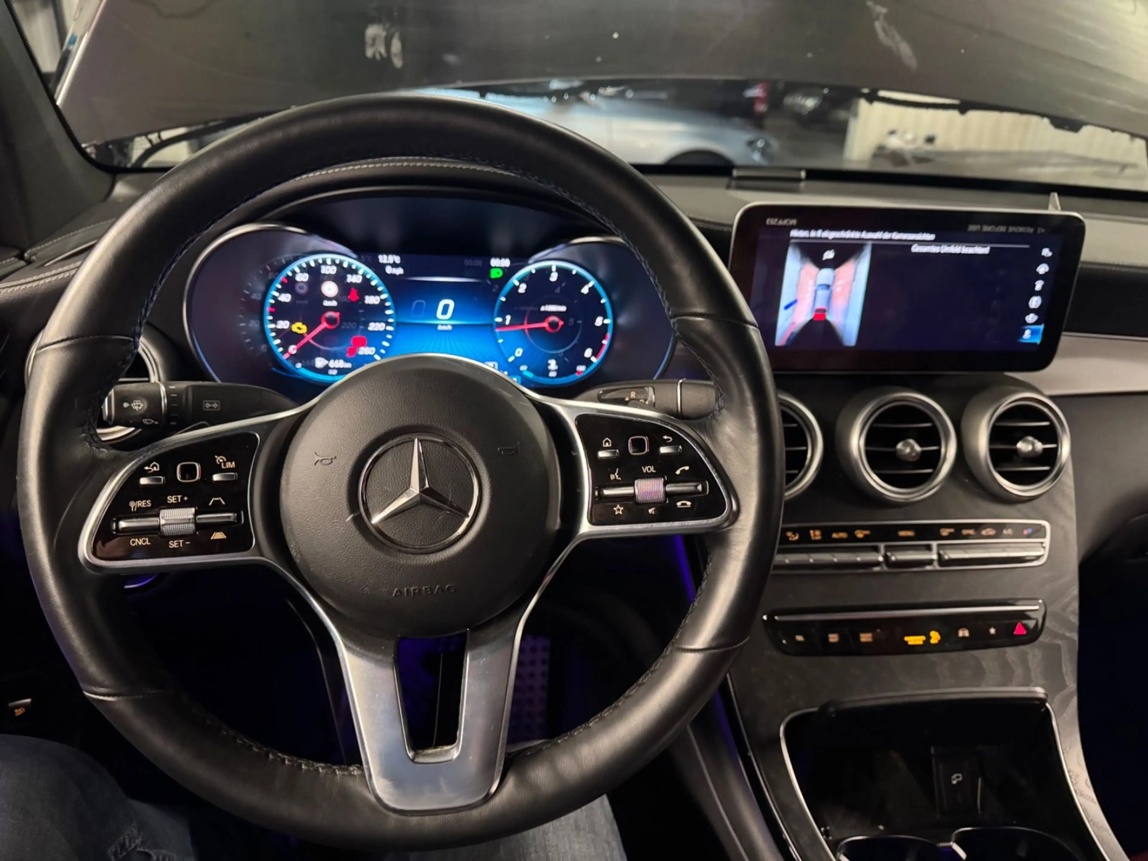 Mercedes-Benz GLC 220 d Klasse Coupe*AMG Paket 4Matic*Voll Auss — photo 5