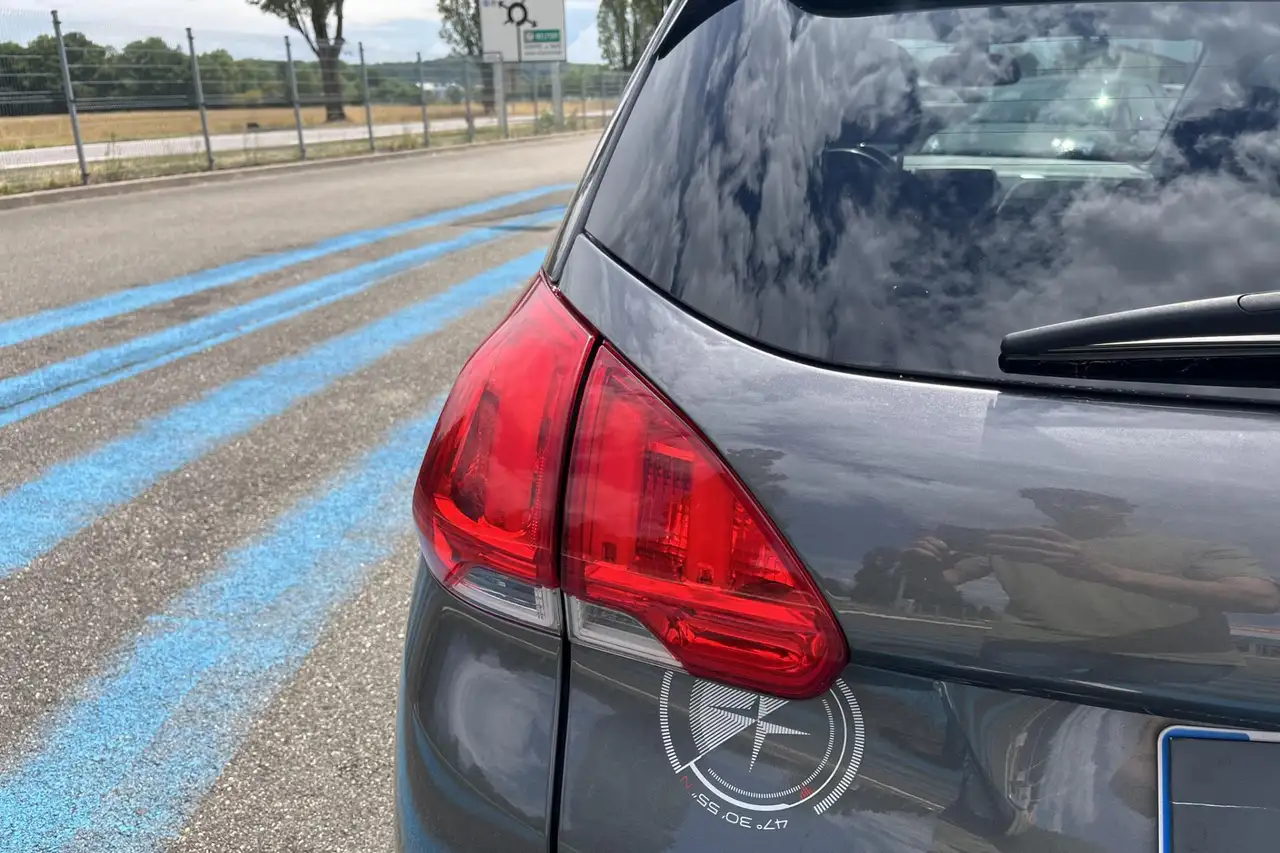 Peugeot 2008 2008 — photo 10