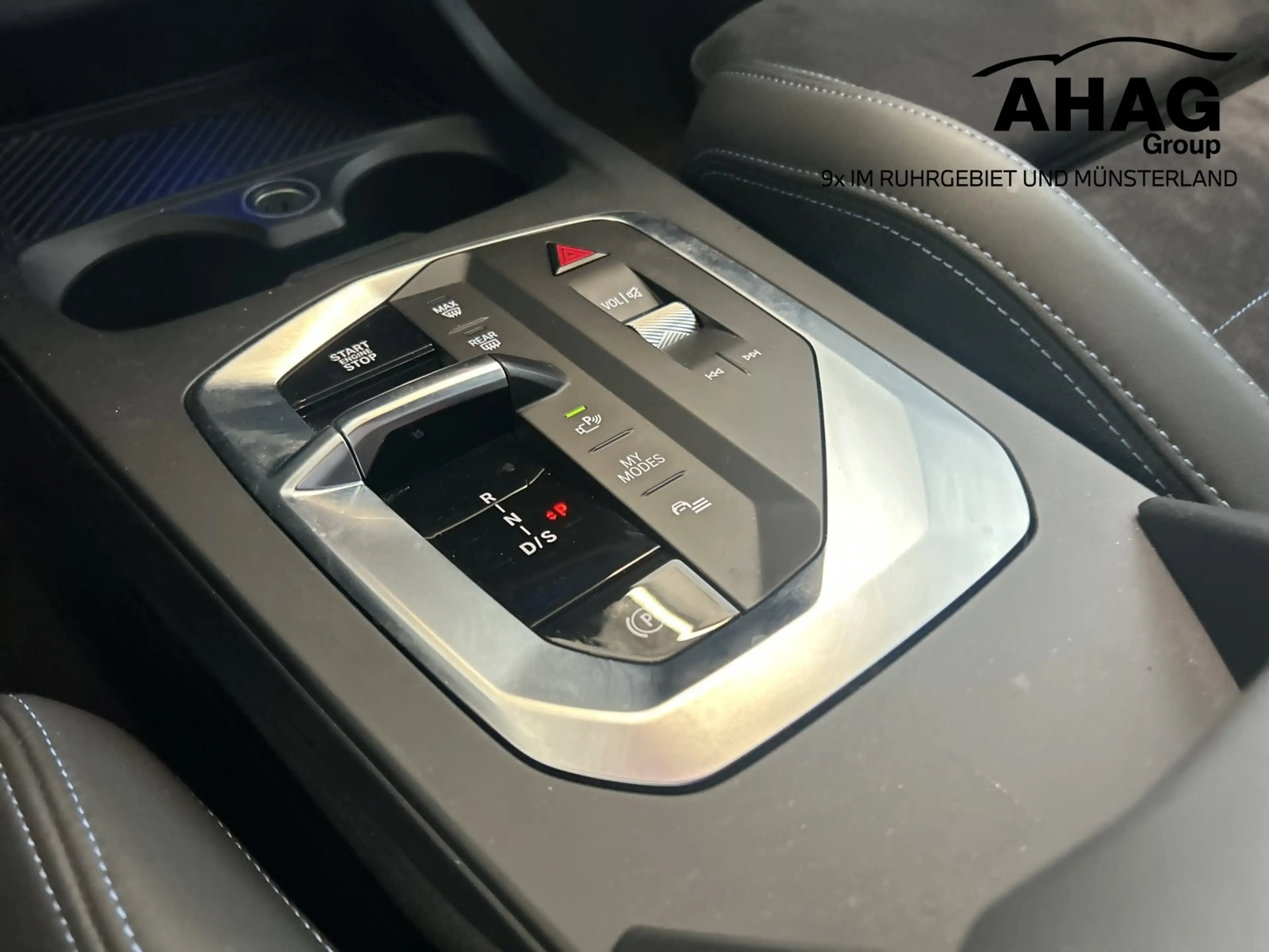 BMW 135 M135 xDrive — photo 10