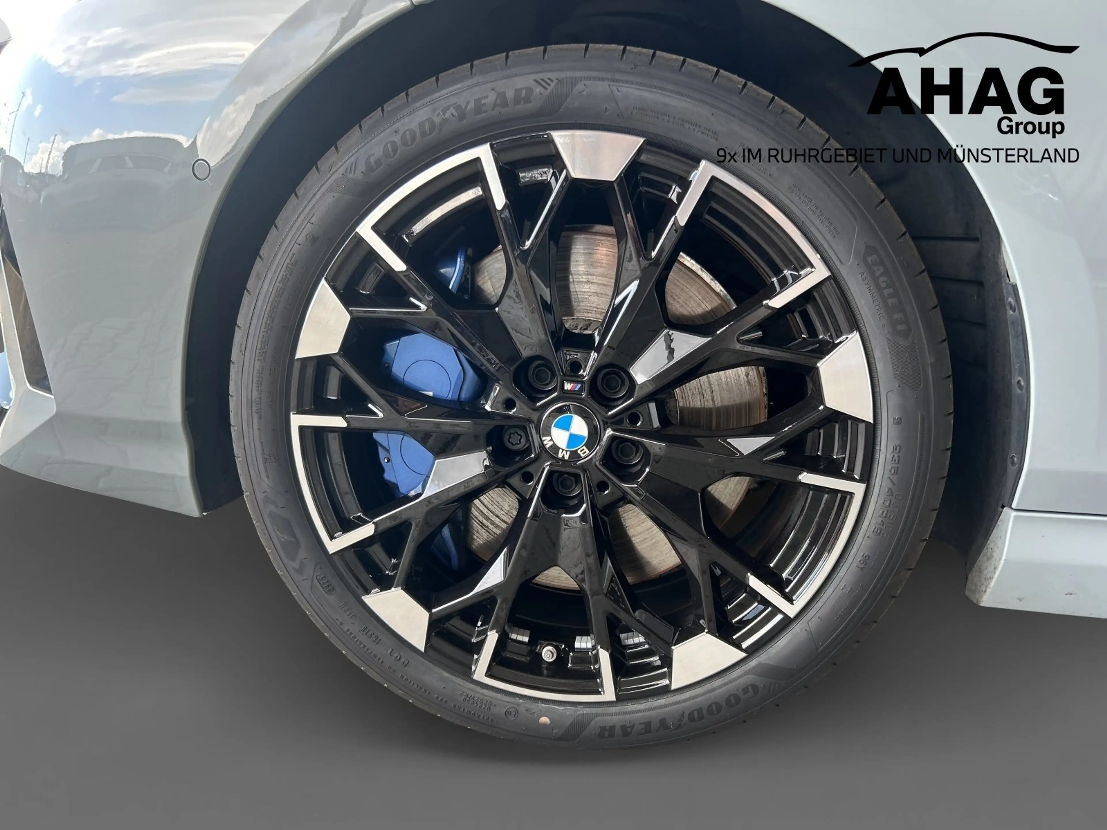 BMW 135 M135 xDrive — photo 12
