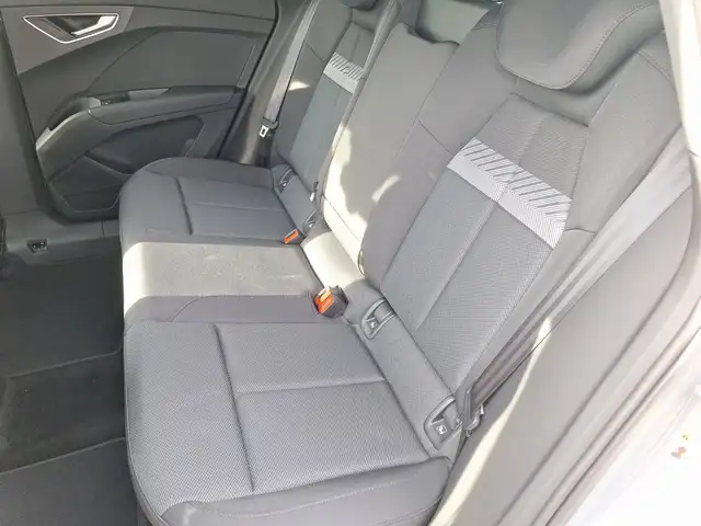 Audi Q4 e-tron Audi Q4 45 e-tron quattro Ansicht 10