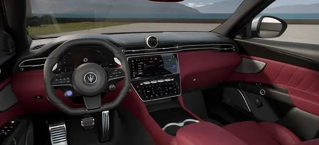 Maserati Grecale view 3