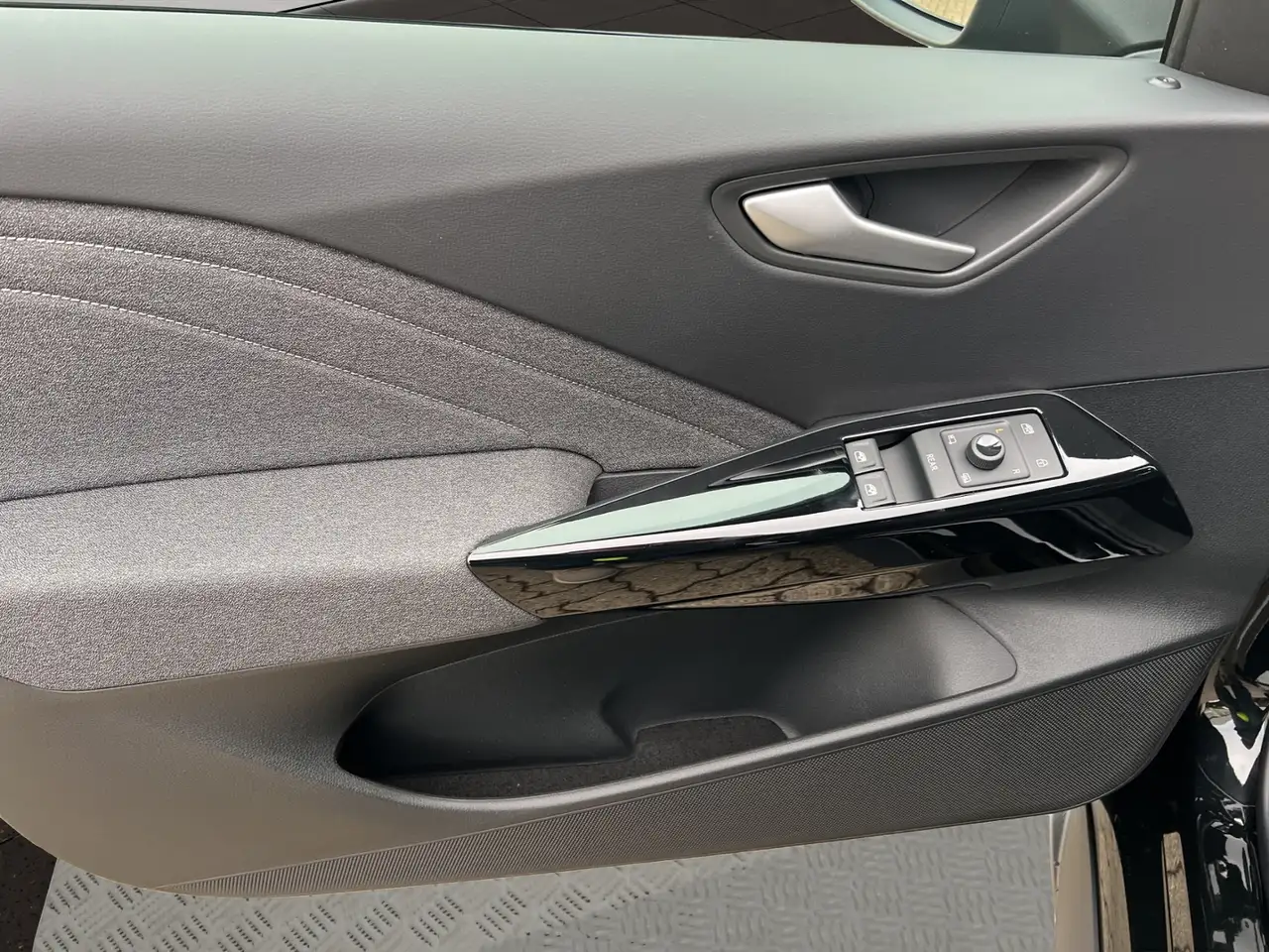 Volkswagen ID.3 Pro S Black Style IQ.DRIVE Navi Sitzheizung Wärme 17