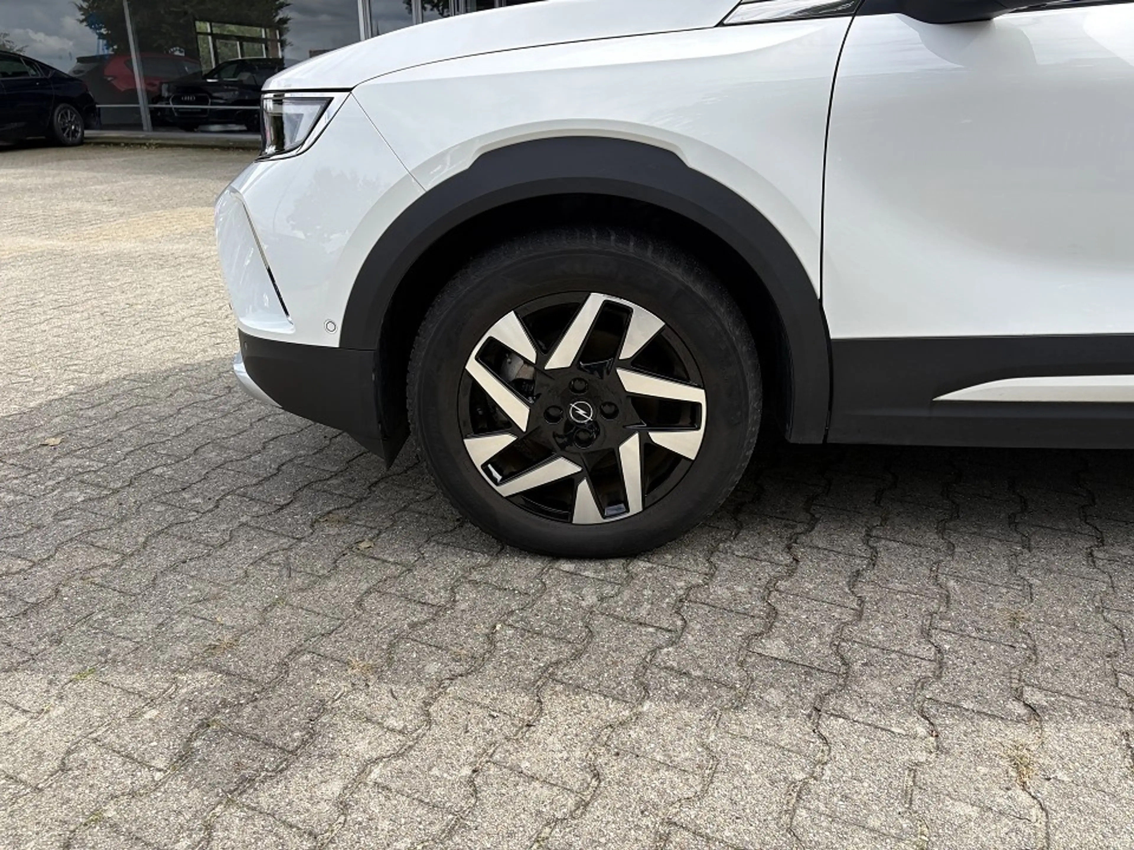 Opel Mokka-E Elegance , LED , NAVI, R.Kamera — photo 5