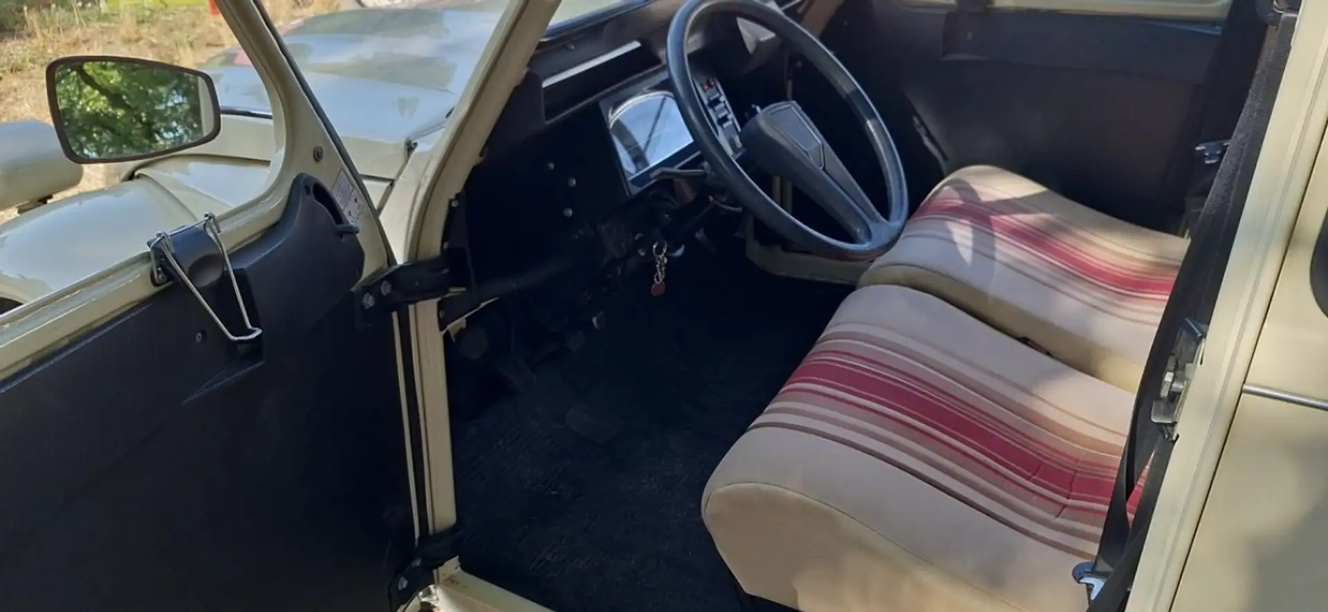 Citroen Acadiane Бежевий - 2