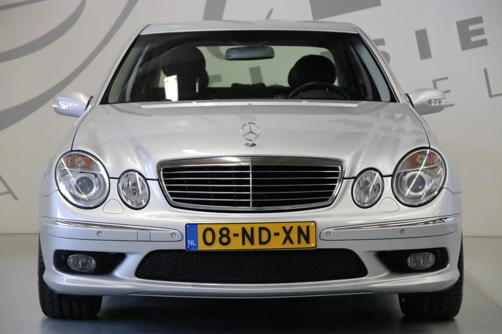 Mercedes-Benz E 55 AMG Origineel NL/ NAP/ Keyless Gris - 2