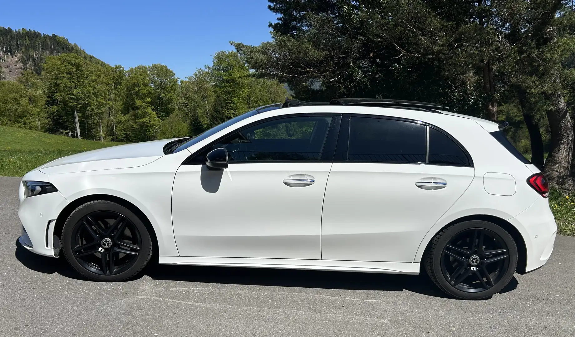 Mercedes-Benz A 250 Aut. Weiß - 2