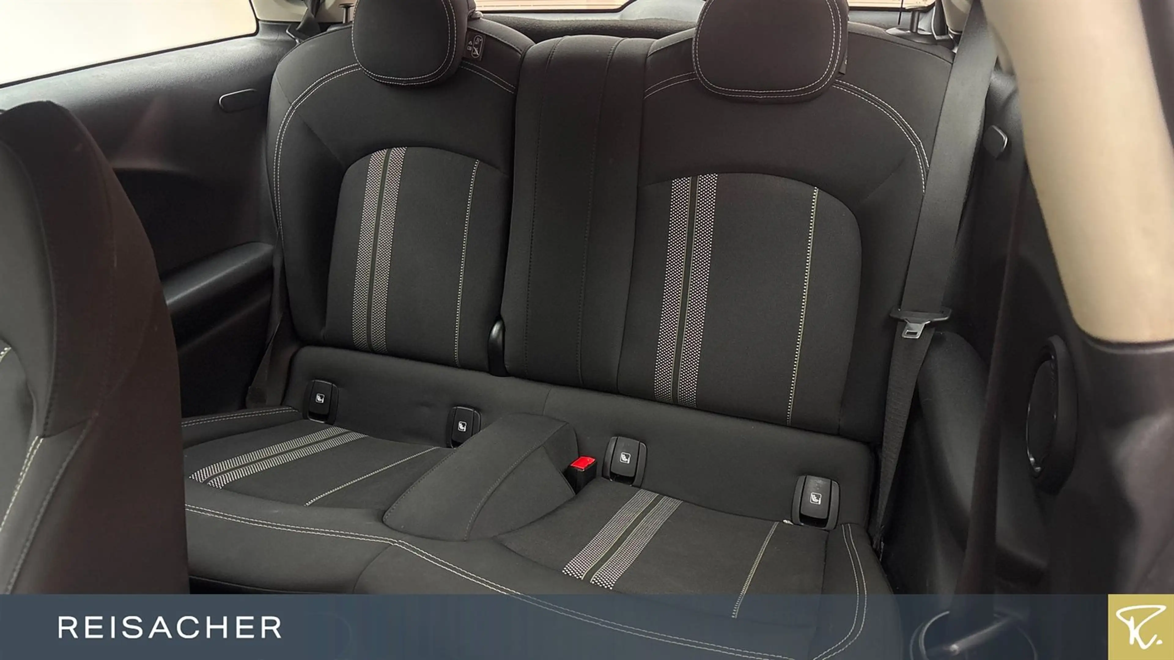 MINI Cooper SE Essential-Trim Navi SpoSi DA LED DAB+ — photo 8