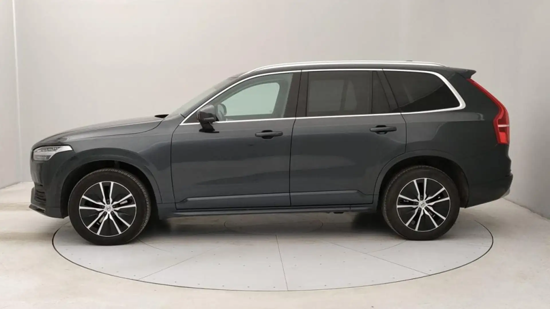 Volvo XC90 2.0 b5 Momentum Pro awd 7p.ti geartronic Grigio - 2