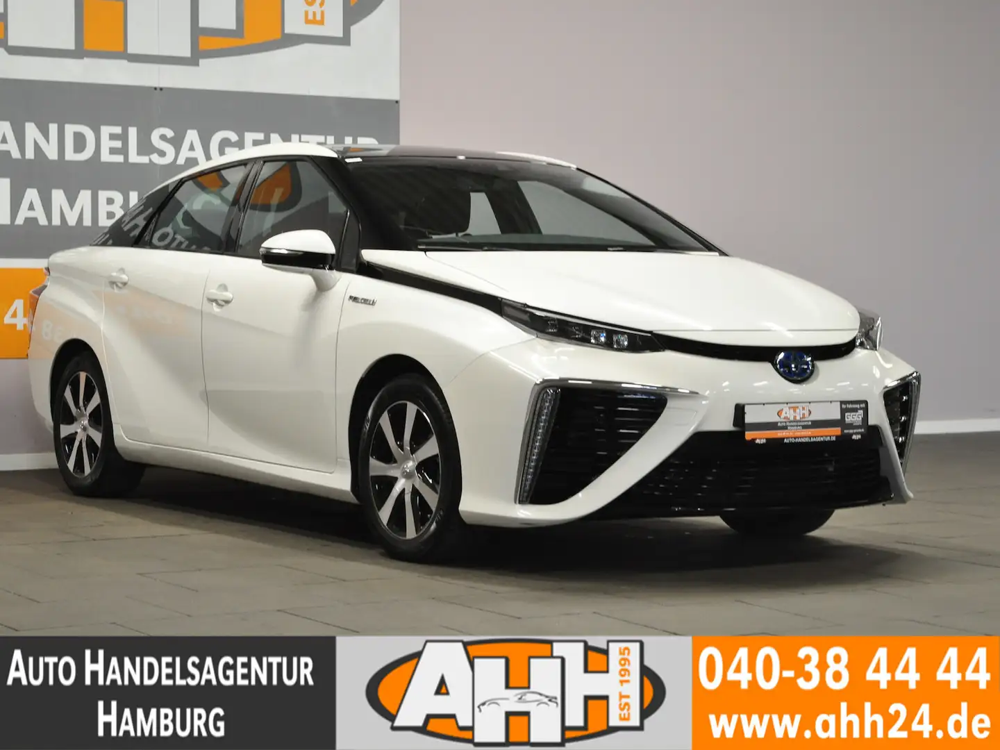 Toyota Mirai H2 FUELCELL WASSERSTOFF LEDER|DAB|ACC|1H!! Белый - 2