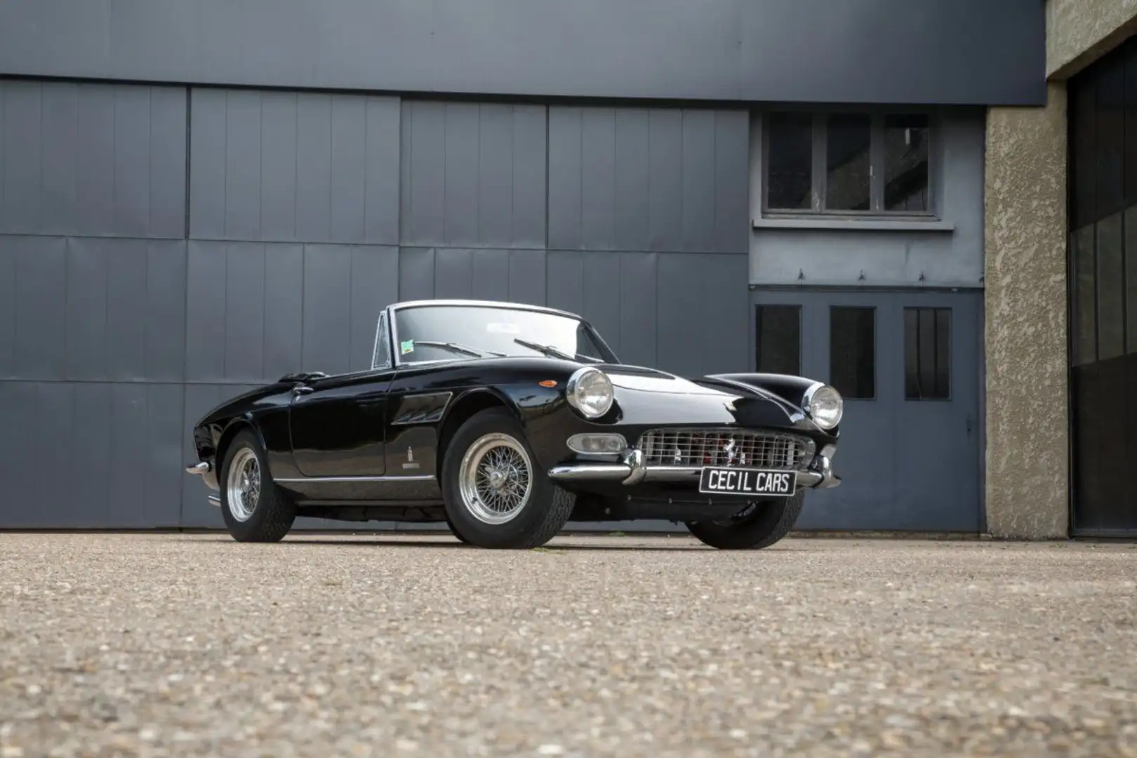 Ferrari 275 GTS - 1