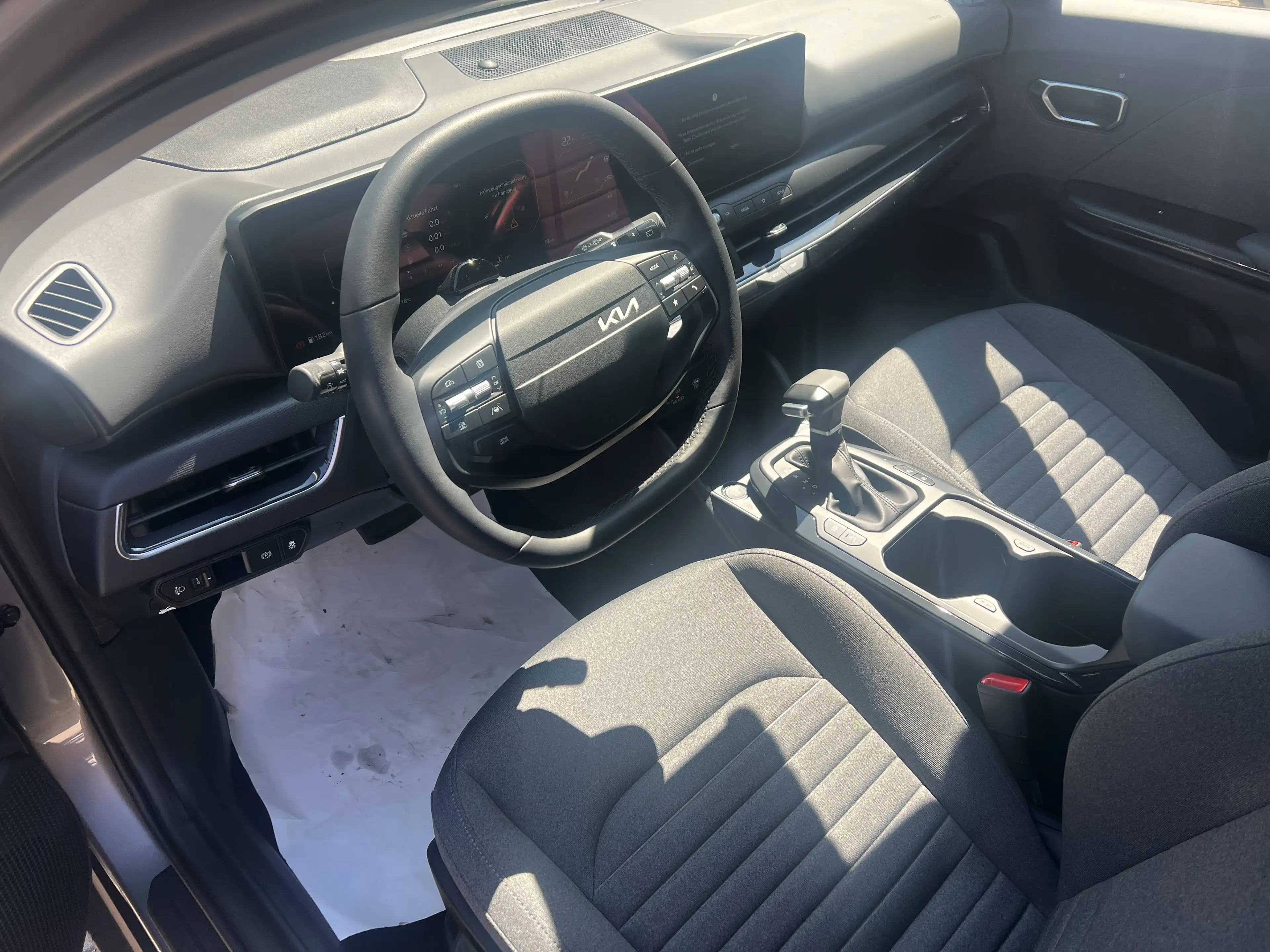 Kia K4 K4 1.6 T-GDI DCT7 150 OPF Vision — photo 8