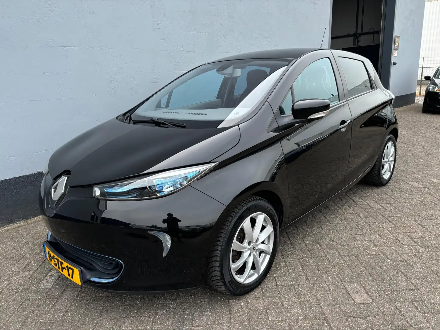 Renault ZOE Q210 Zen Quickcharge 22 kWh (ex Accu) - Keyless En Negro - 1