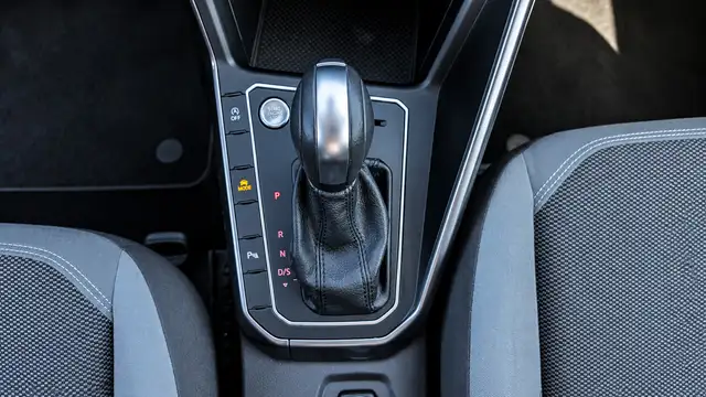Volkswagen Polo view 13