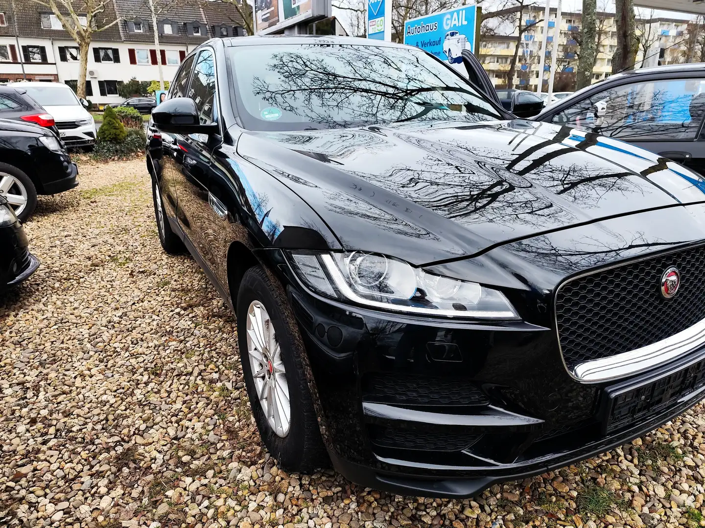 Jaguar F-Pace 25d AWD Prestige *Top Preis* Noir - 1