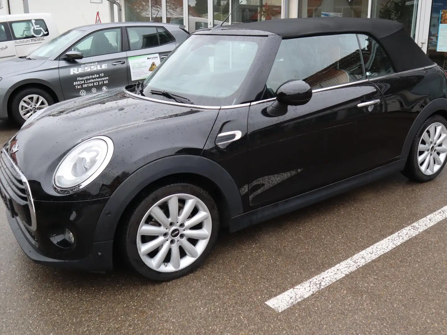 MINI Cooper Cabrio Mini Cooper Cabrio Schwarz - 1