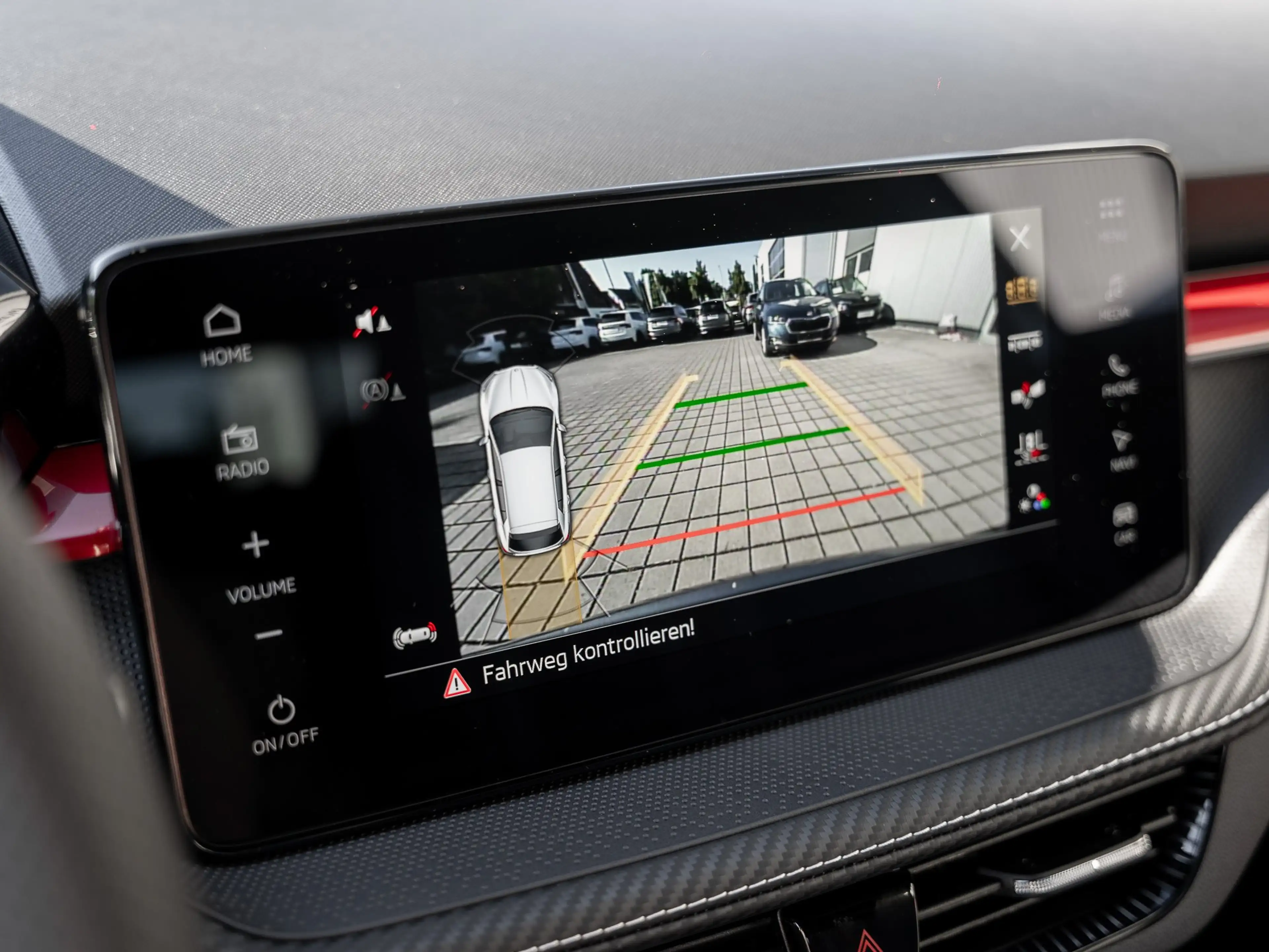Skoda Fabia Monte Carlo 1.5 TSI DSG Navi Sportp. ACC — photo 14