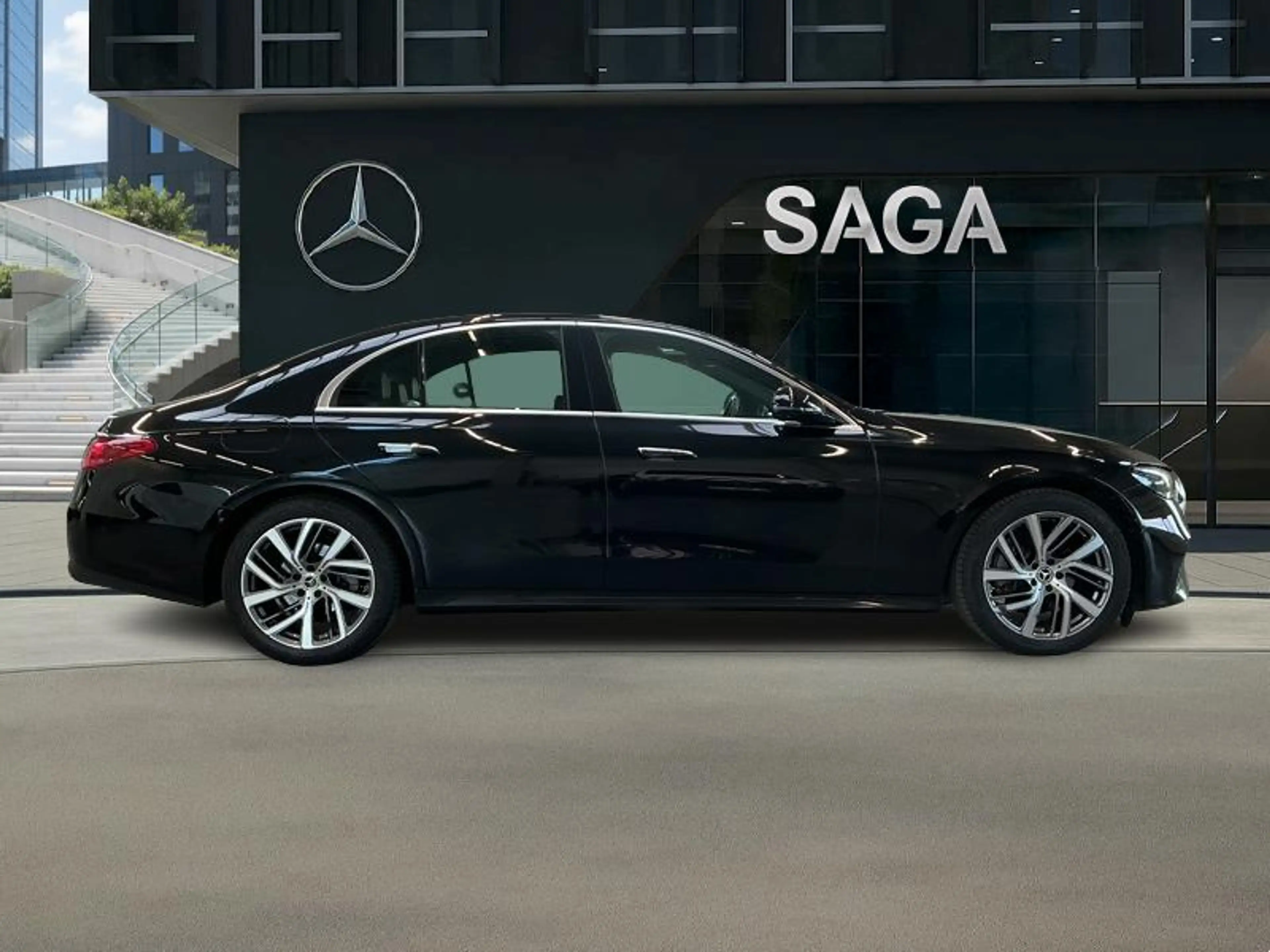 Mercedes-Benz E 220 d Berline Luxury Line — photo 4