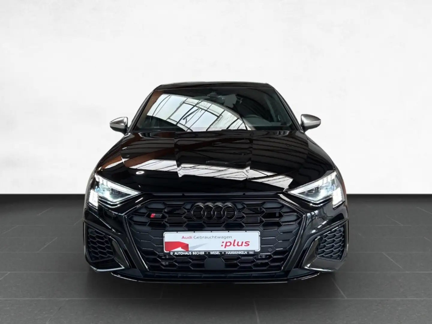 Audi S3 Sportback 2.0 TFSI quattro /Navi/Matrix/Pano Schwarz - 2