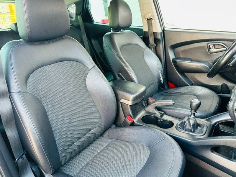Hyundai iX35 Style 1.6*AHK+Sitzheizung*PDC*TÜV NEU — photo 15