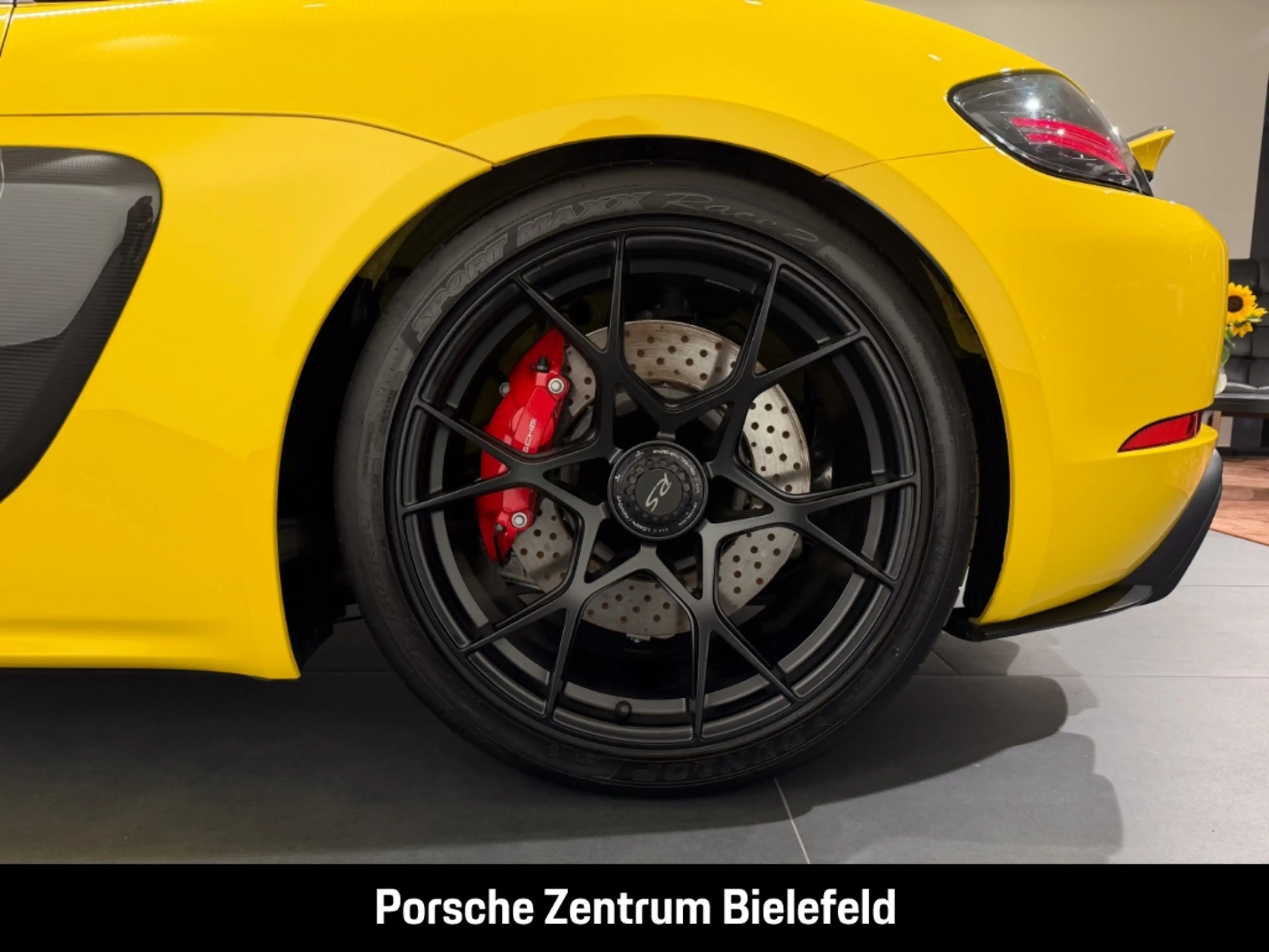 Porsche 718 Spyder RS Weissach-Paket Sportabgas BOSE LED — photo 10
