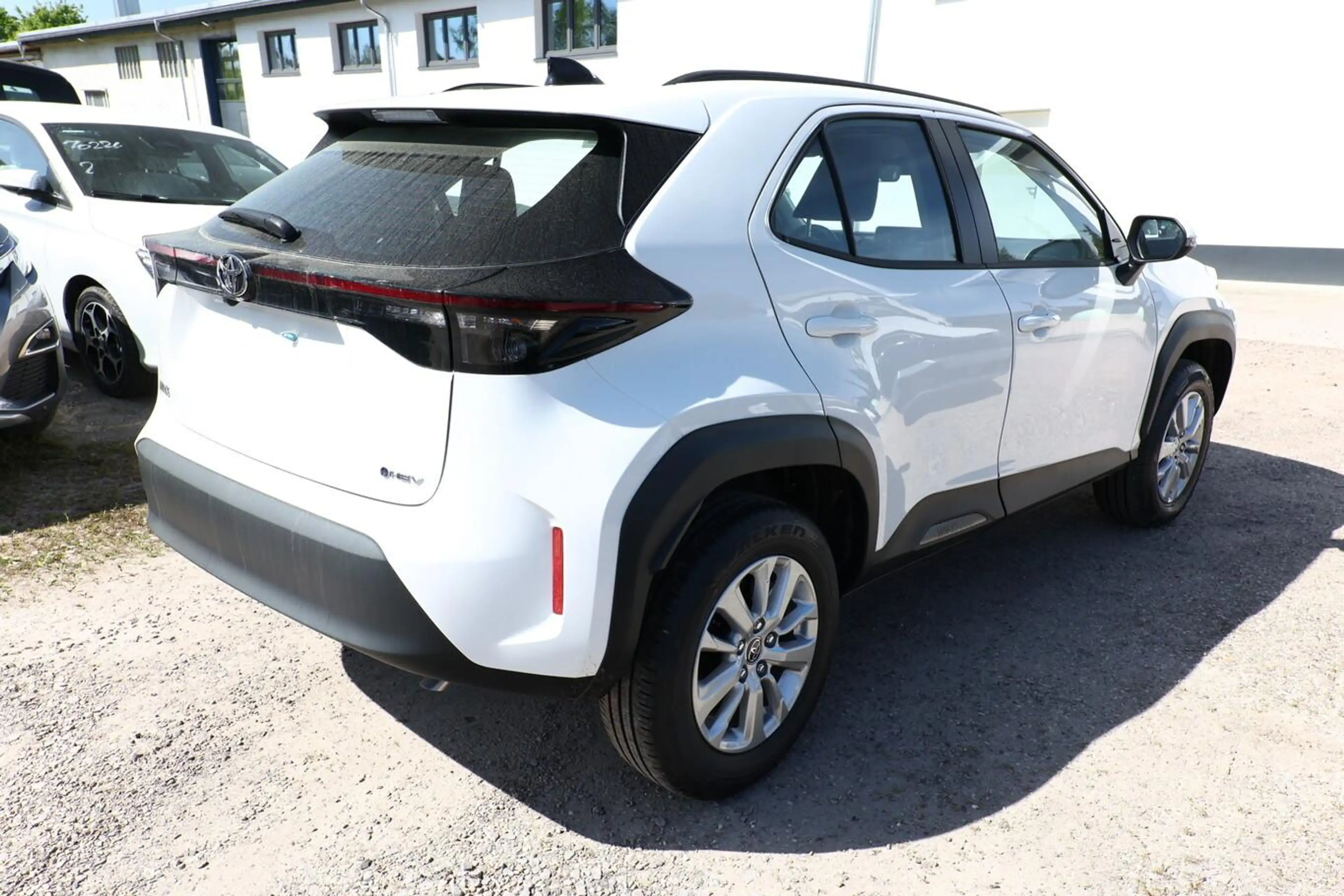 Toyota Yaris Cross Aut. Kam Sitzhz. ACC 16" CarPlay 68 kW (92 PS),... — photo 3