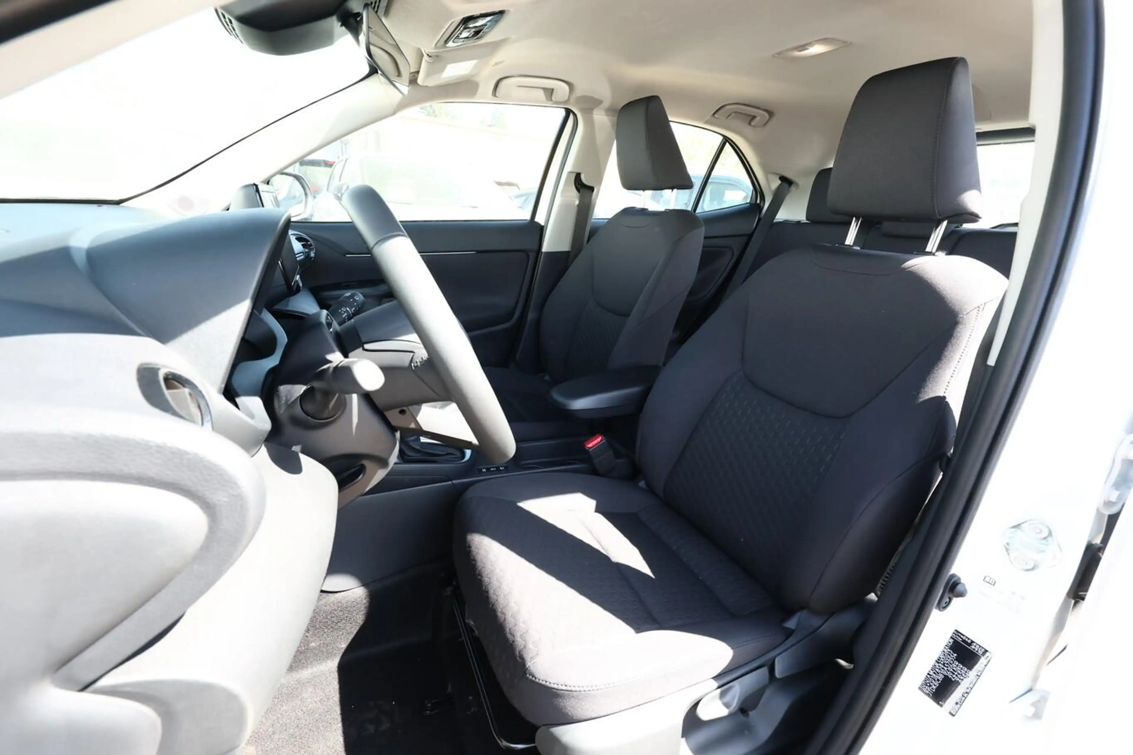 Toyota Yaris Cross Aut. Kam Sitzhz. ACC 16" CarPlay 68 kW (92 PS),... — photo 6