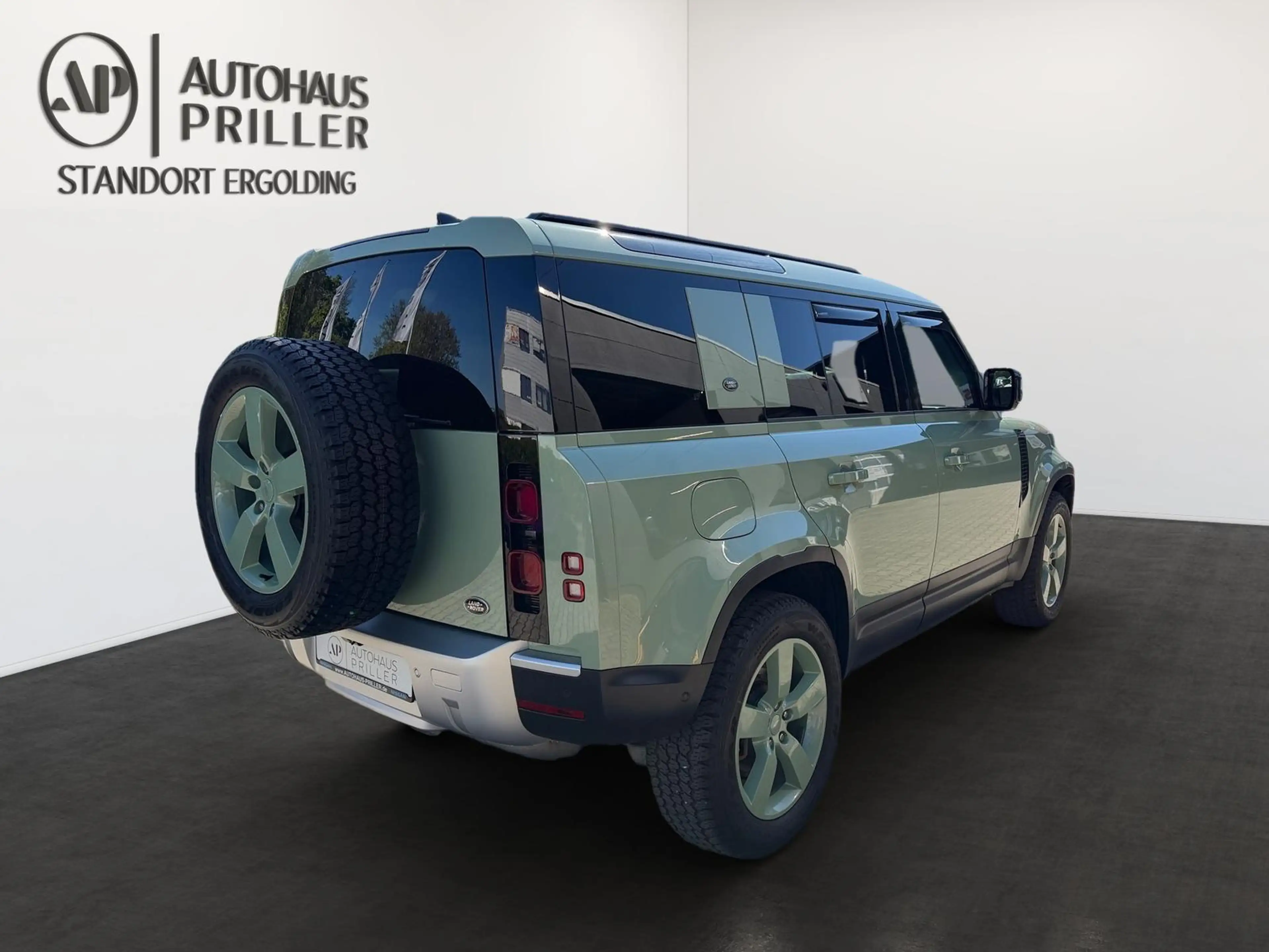 Land Rover Defender Land Rover Defender 110 75thLimited Edition*HUD* — photo 4