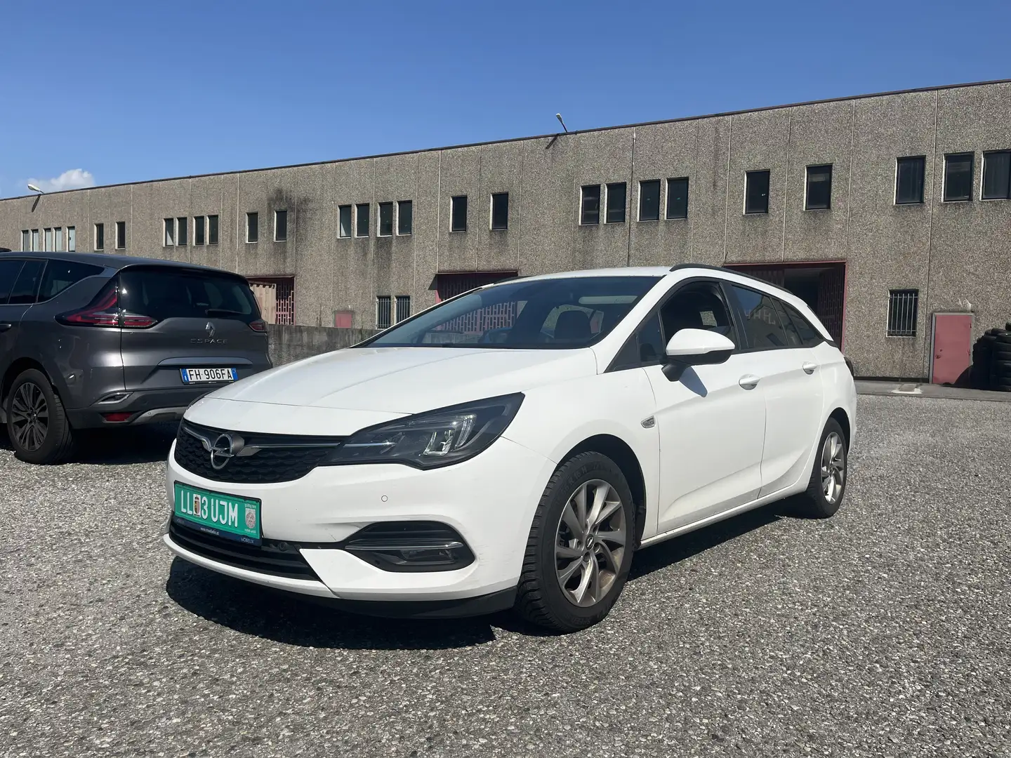 Opel Astra Sports Tourer 1.5 cdti Elegance NAVI RETROCAMERA Bianco - 1