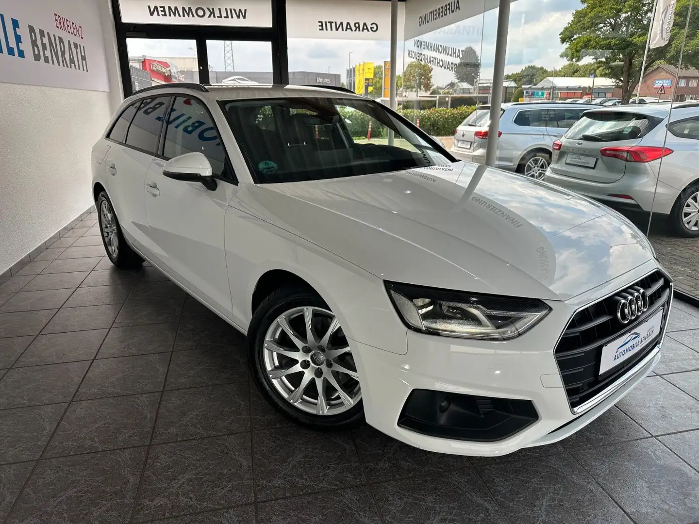 Audi A4 Avant 35 TFSI 2.0 *1.HAND*8-FACH*LED*ALU*TOP Blanc - 1
