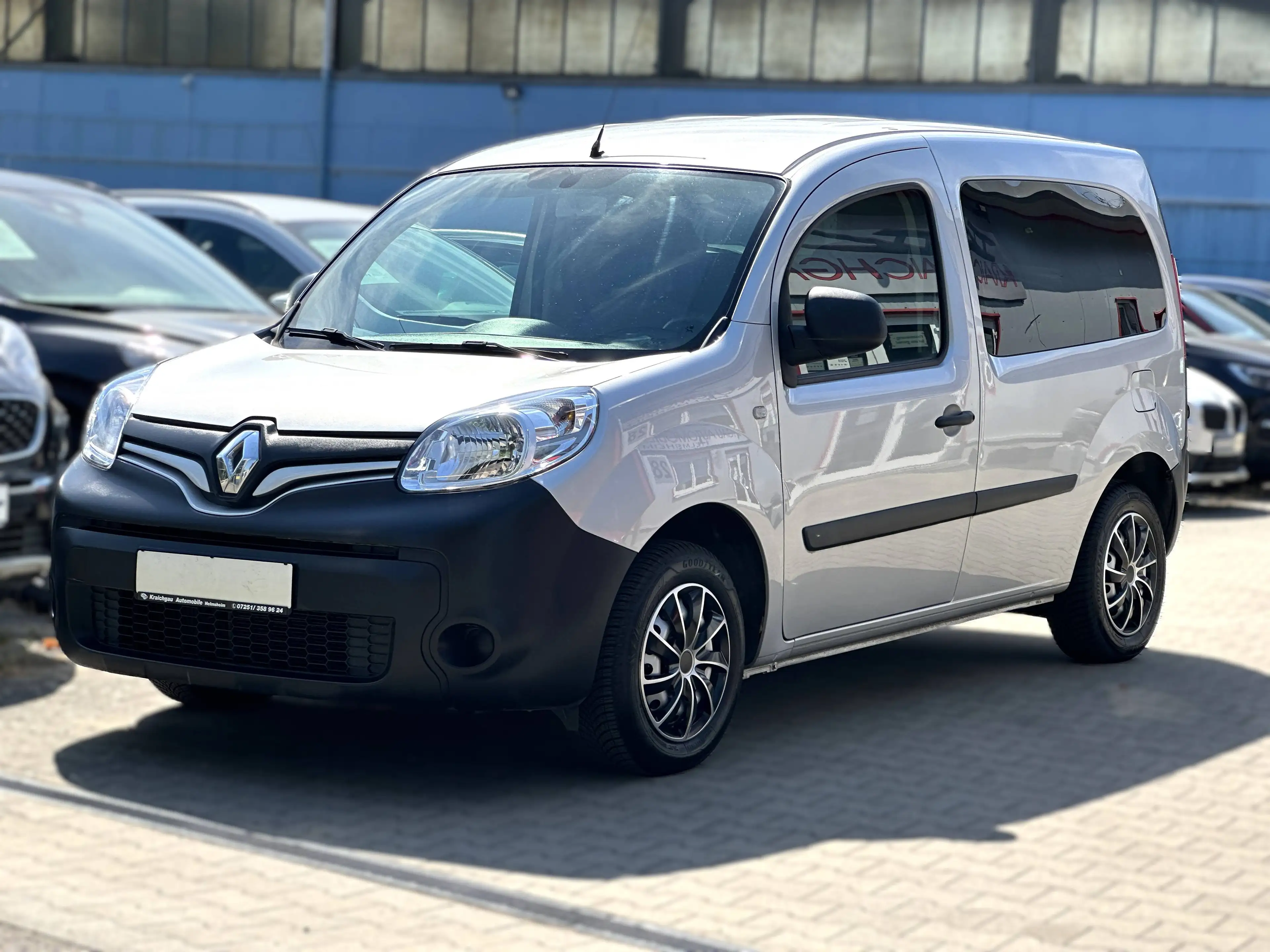 Renault Kangoo 1.5 dCi*Klima*Navi*Parkpilot*110 PS*sehr sparsam